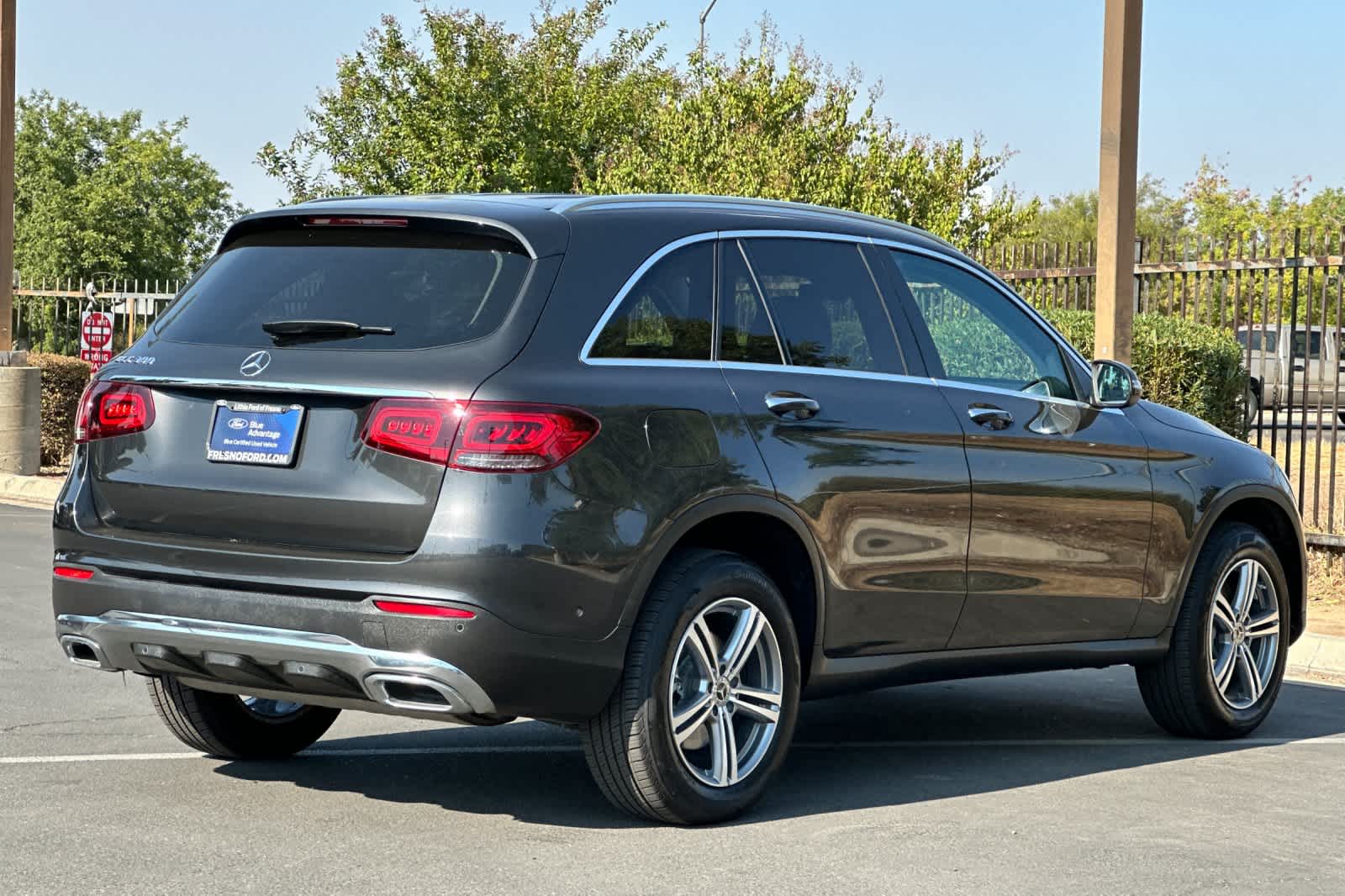 Thumbnail: 2022 Mercedes-Benz GLC - 2