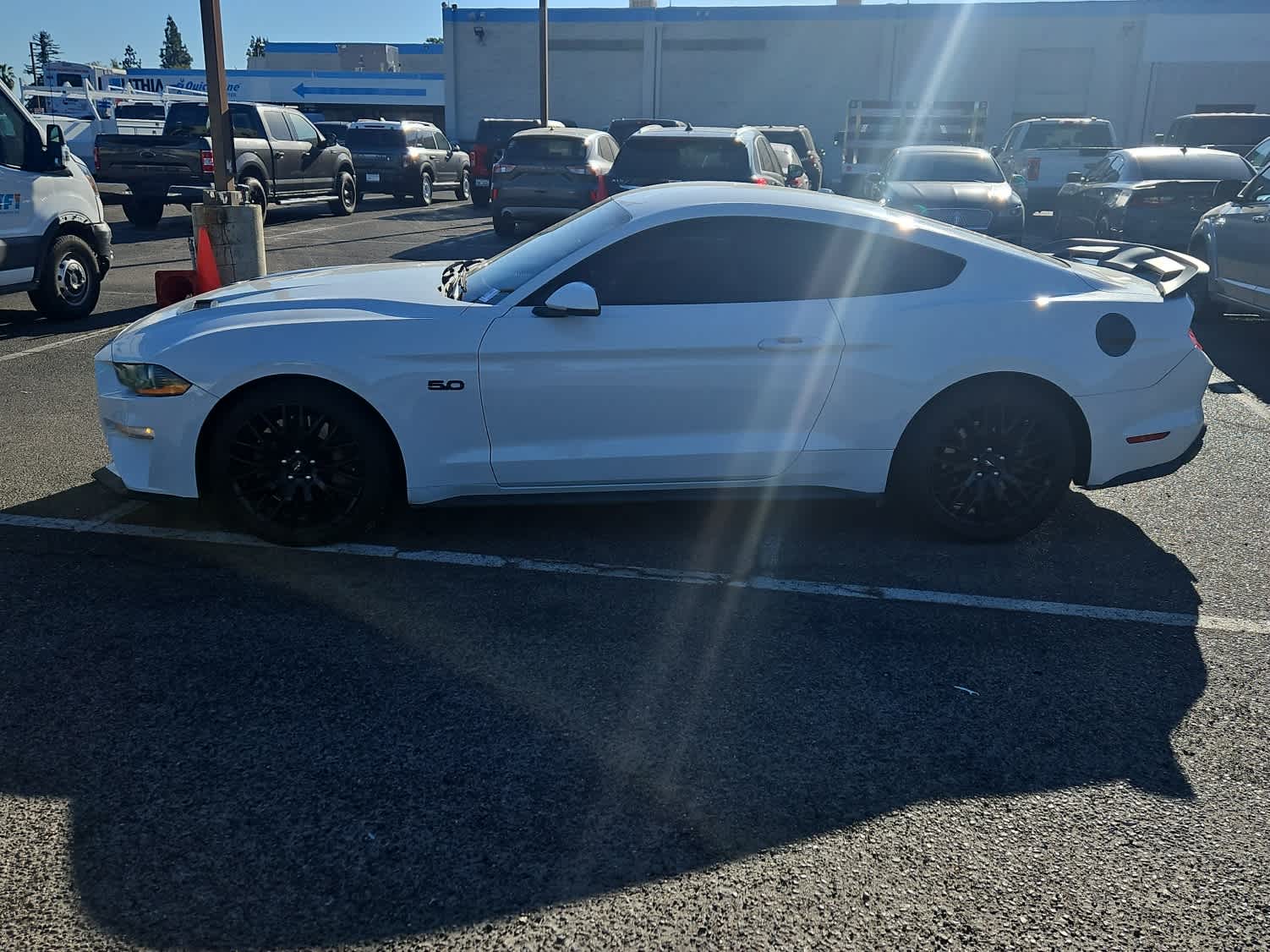 Thumbnail: 2018 Ford Mustang - 5