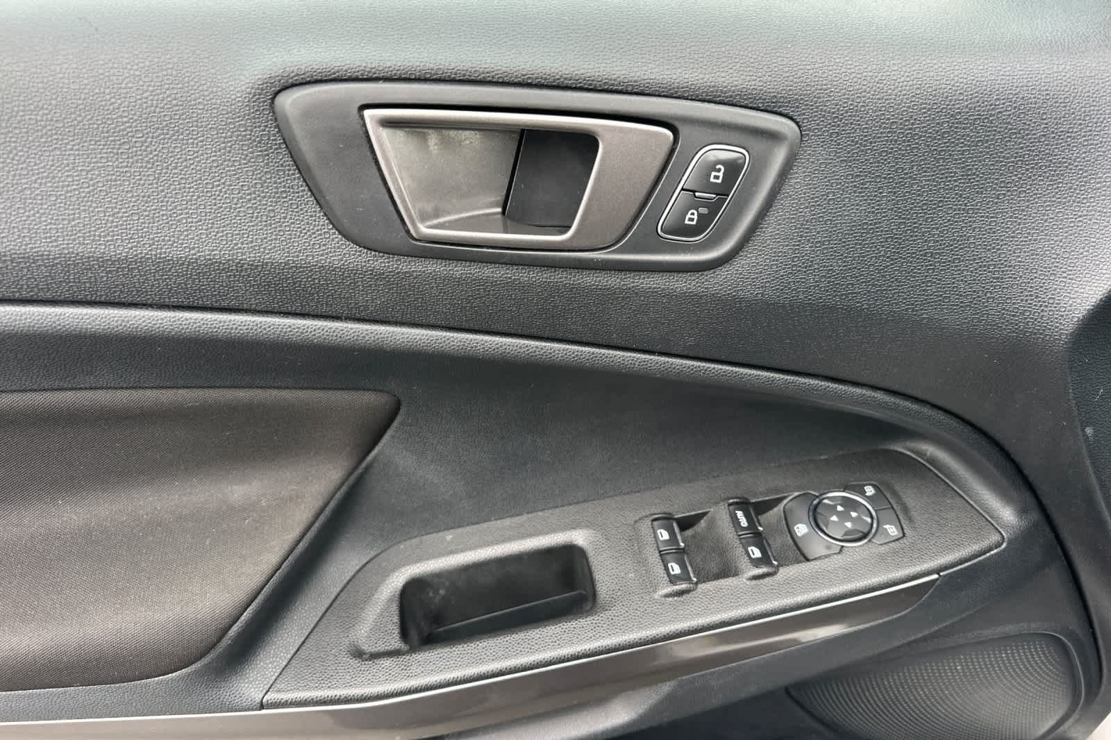 Thumbnail: 2021 Ford EcoSport - 12