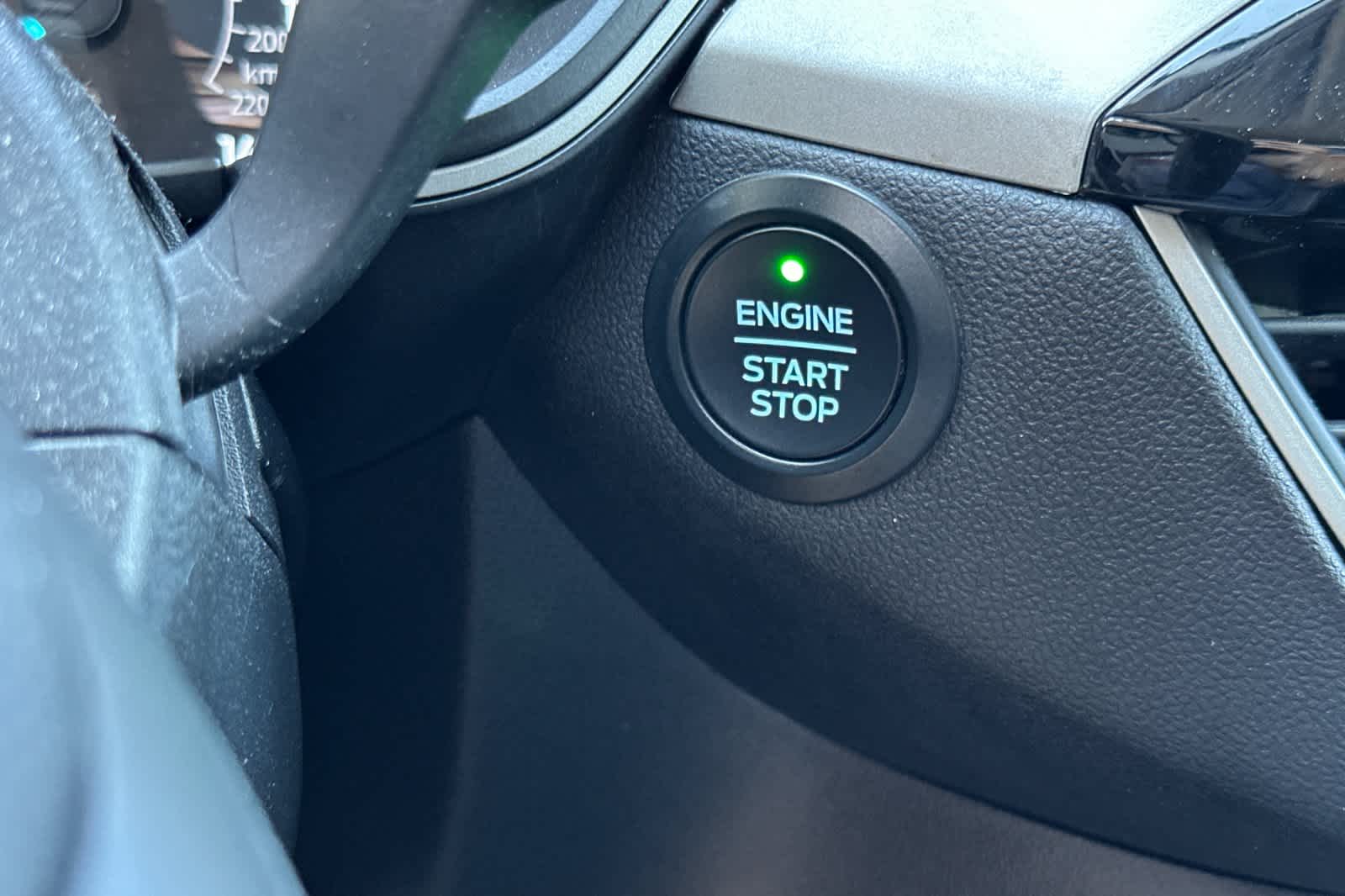 Thumbnail: 2021 Ford Escape - 23