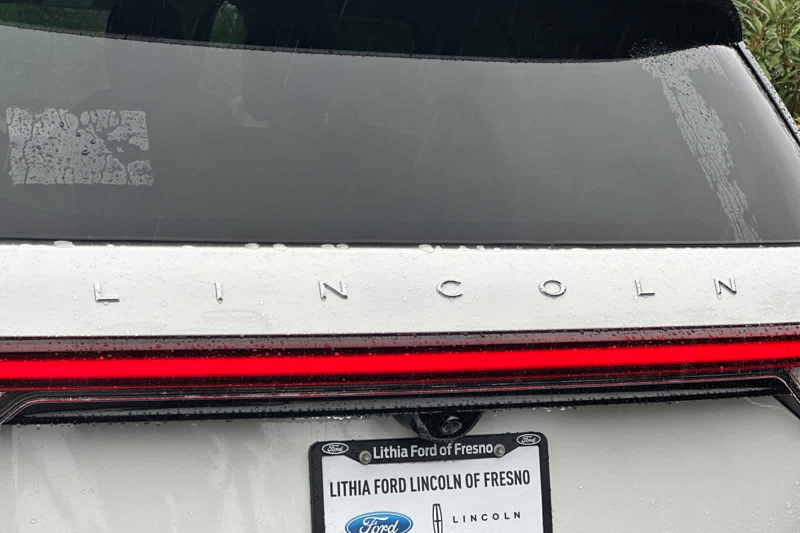 Thumbnail: 2026 Lincoln Aviator - 29