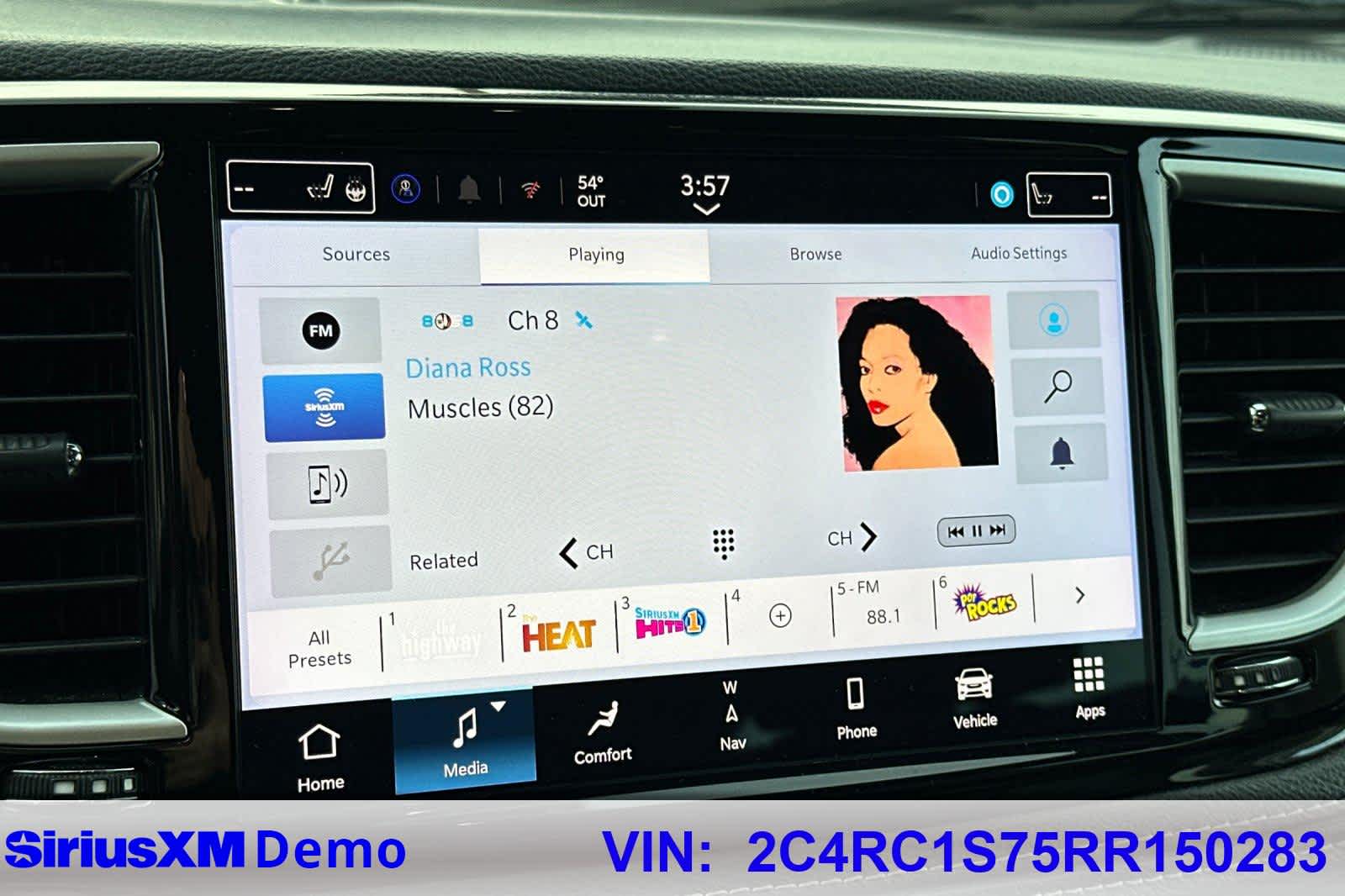 Thumbnail: 2024 Chrysler Pacifica - 30