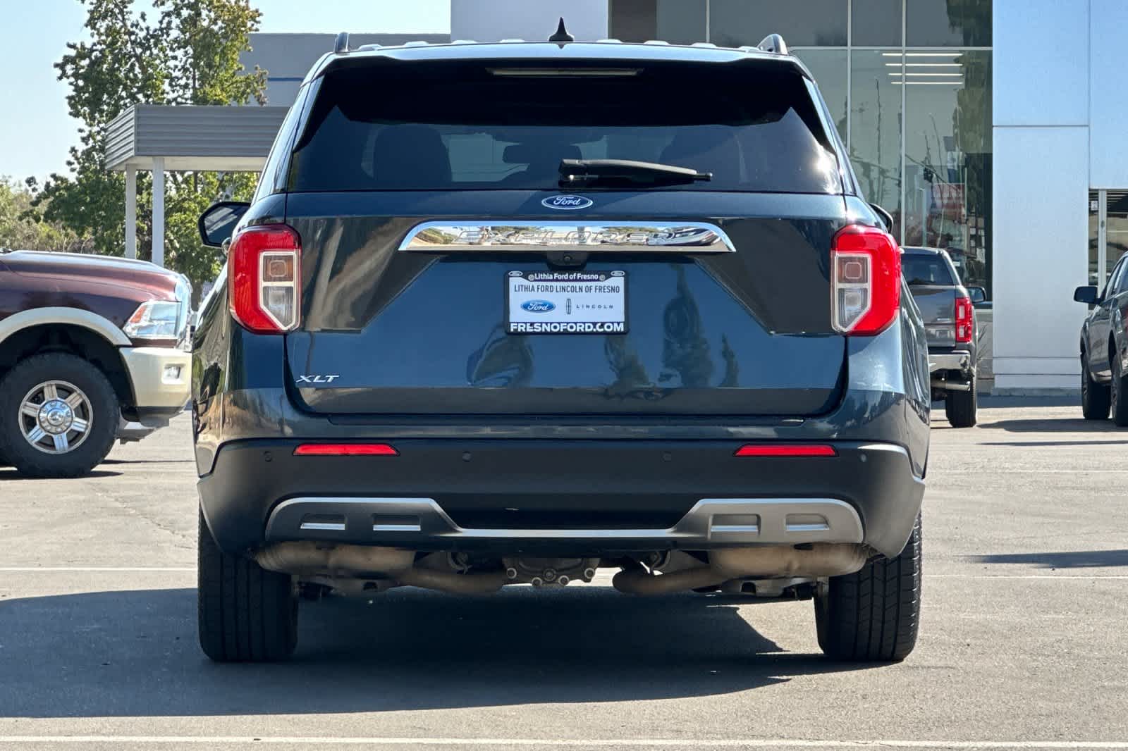 Thumbnail: 2022 Ford Explorer - 8
