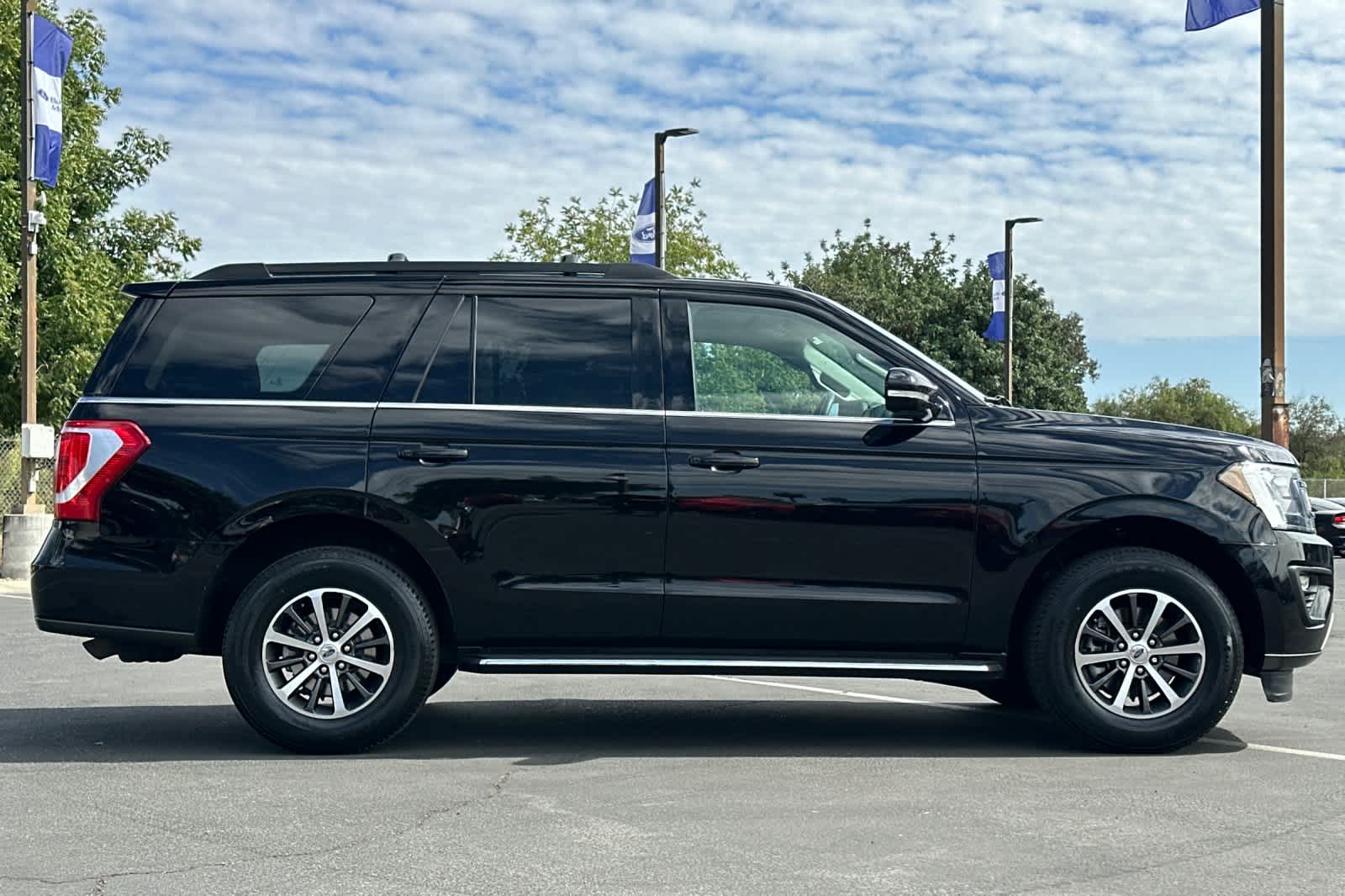 Thumbnail: 2020 Ford Expedition - 8