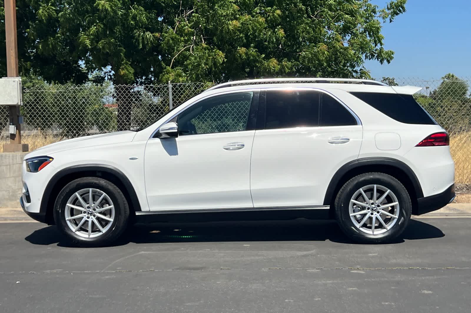 Thumbnail: 2025 Mercedes-Benz GLE - 5