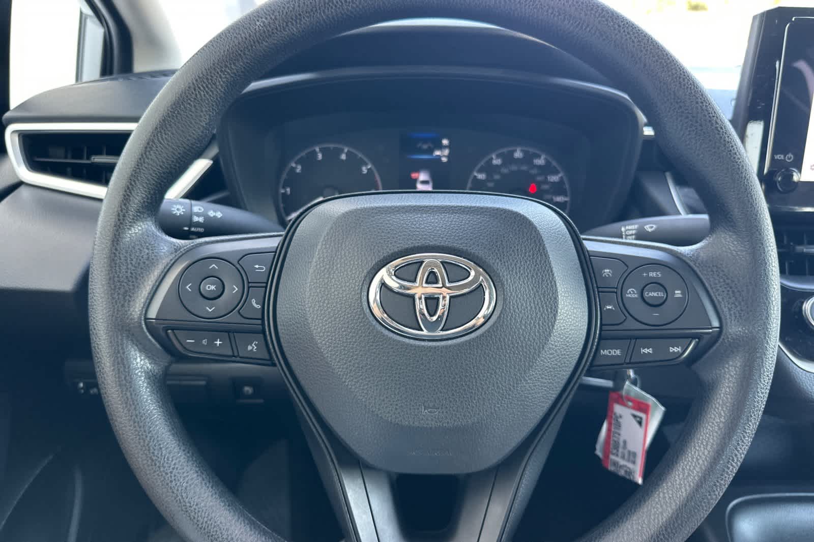 Thumbnail: 2025 Toyota Corolla - 21