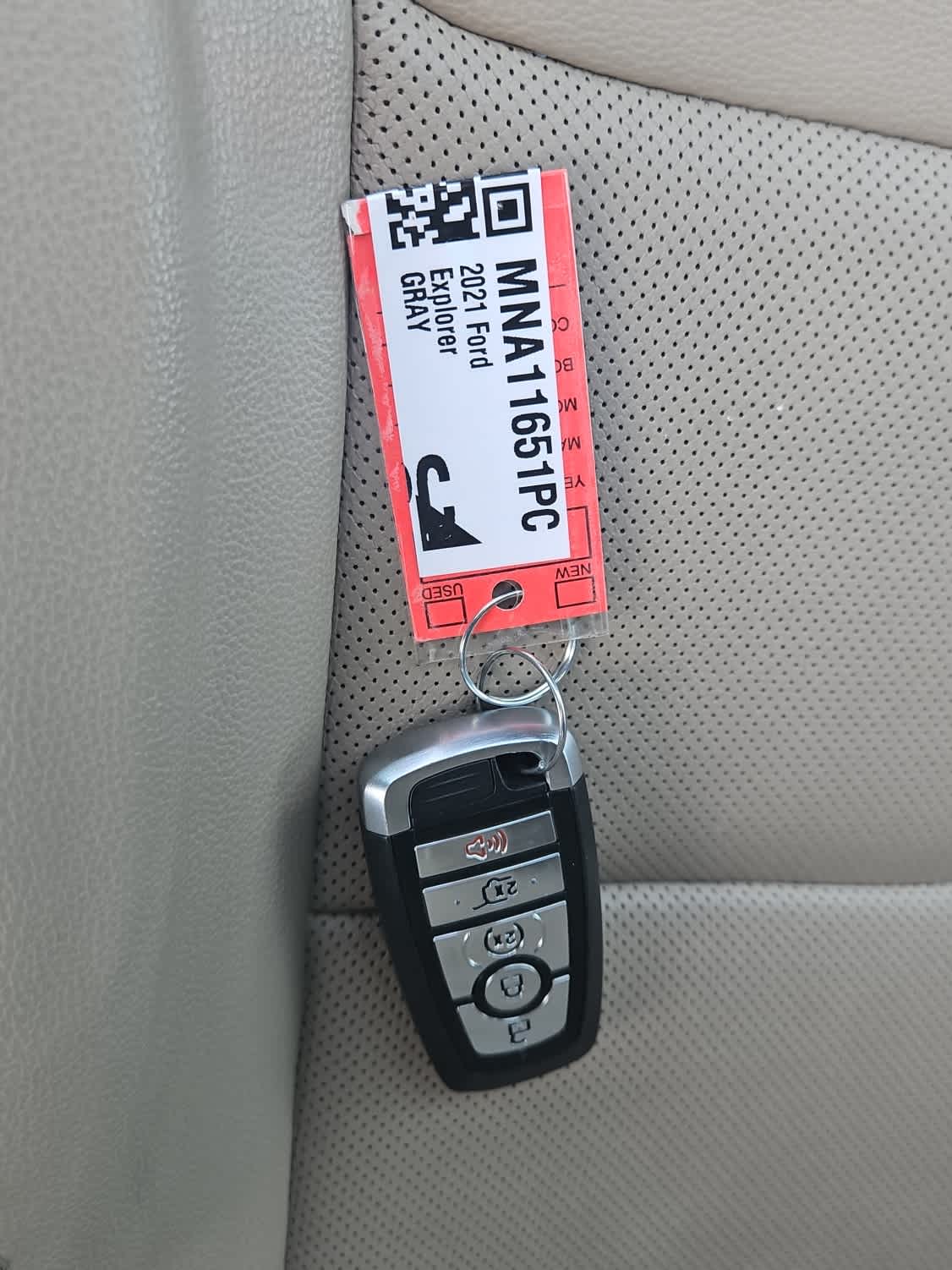 Thumbnail: 2021 Ford Explorer - 21