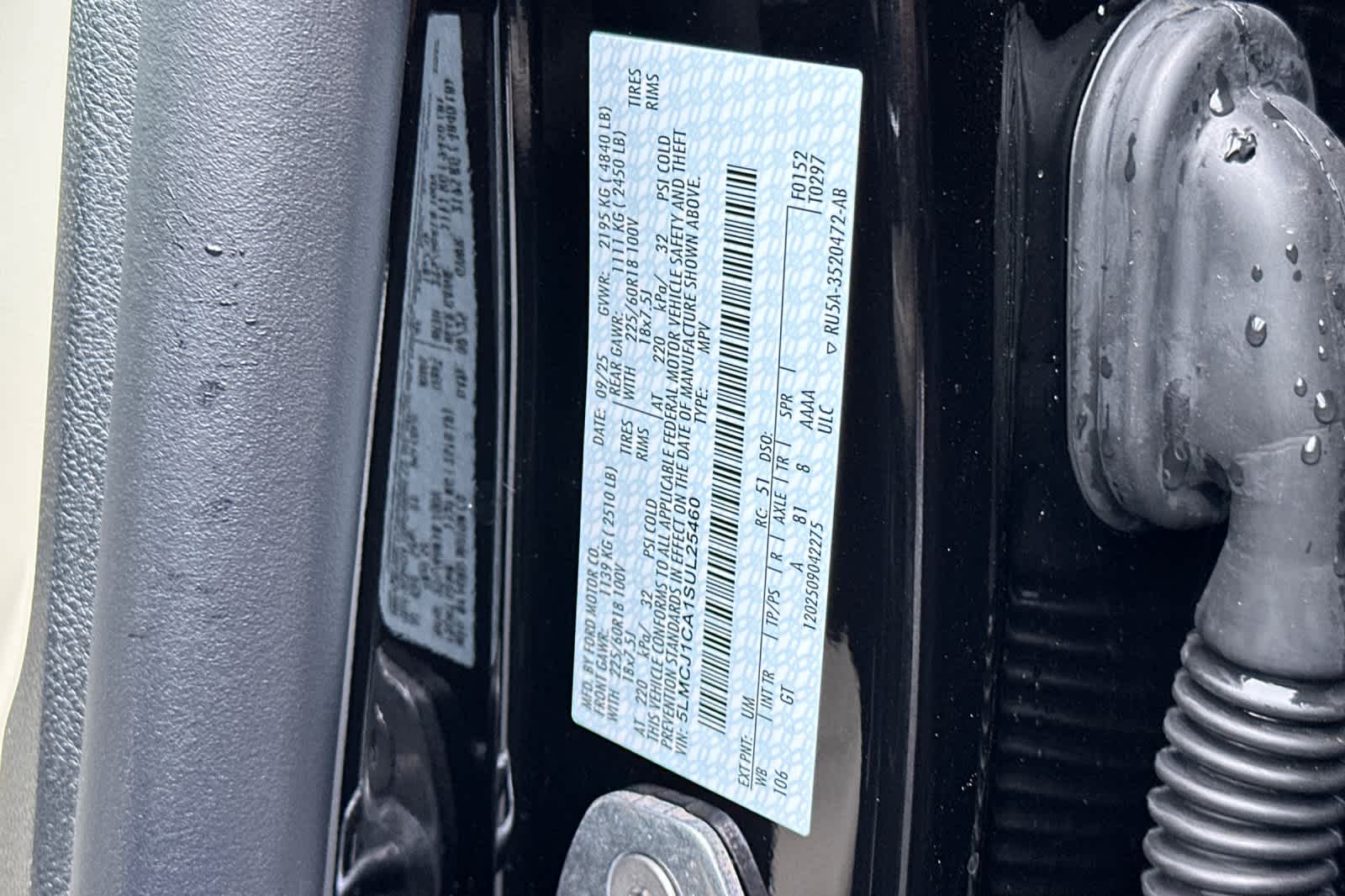 Thumbnail: 2025 Lincoln Corsair - 29