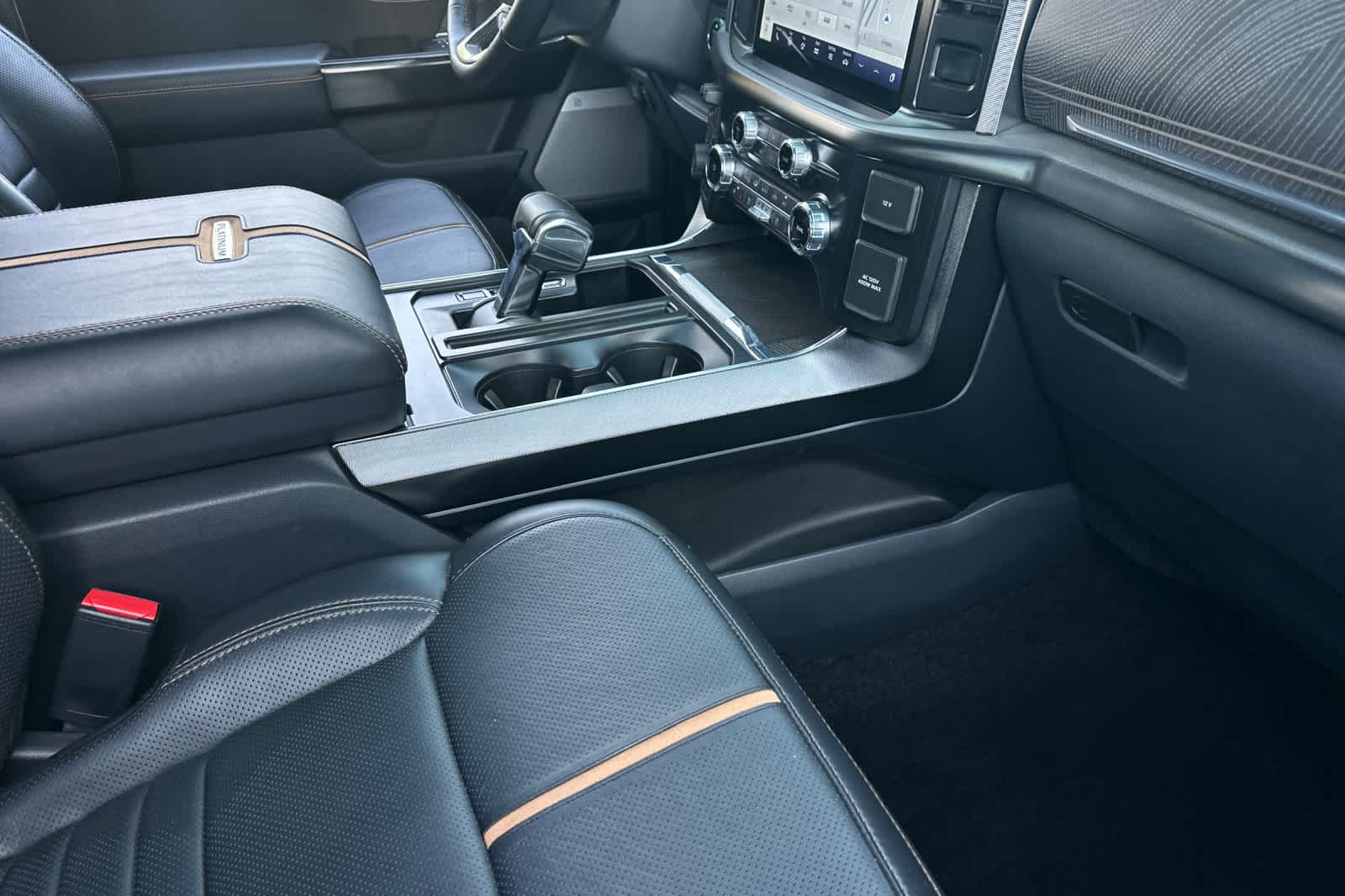 Thumbnail: 2022 Ford F-150 - 16