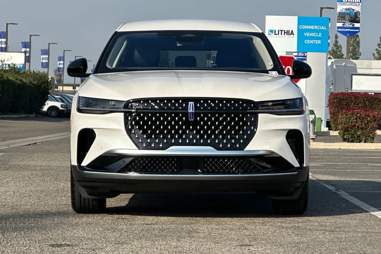Thumbnail: 2026 Lincoln Nautilus - 11