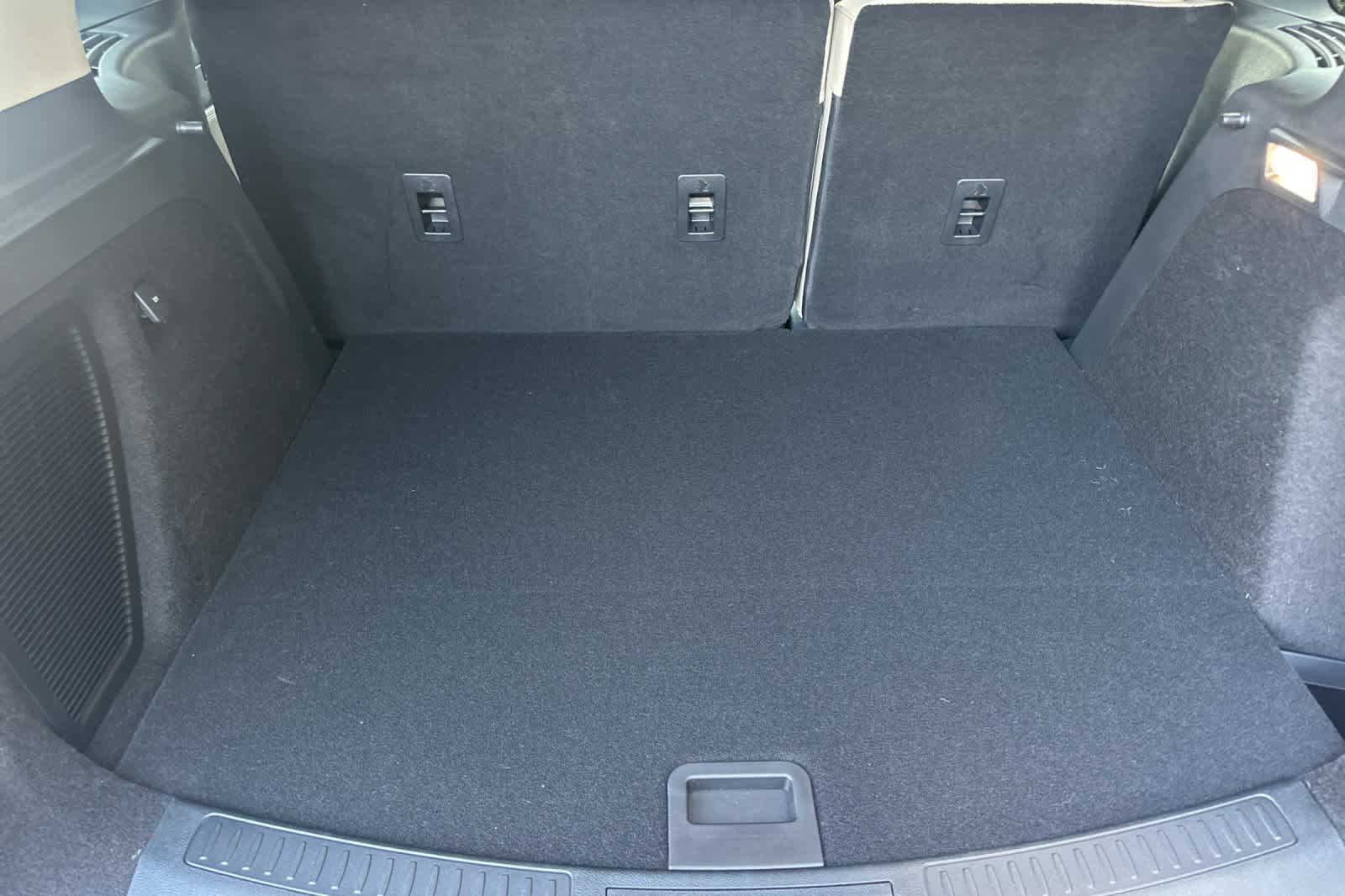 Thumbnail: 2025 Lincoln Corsair - 16