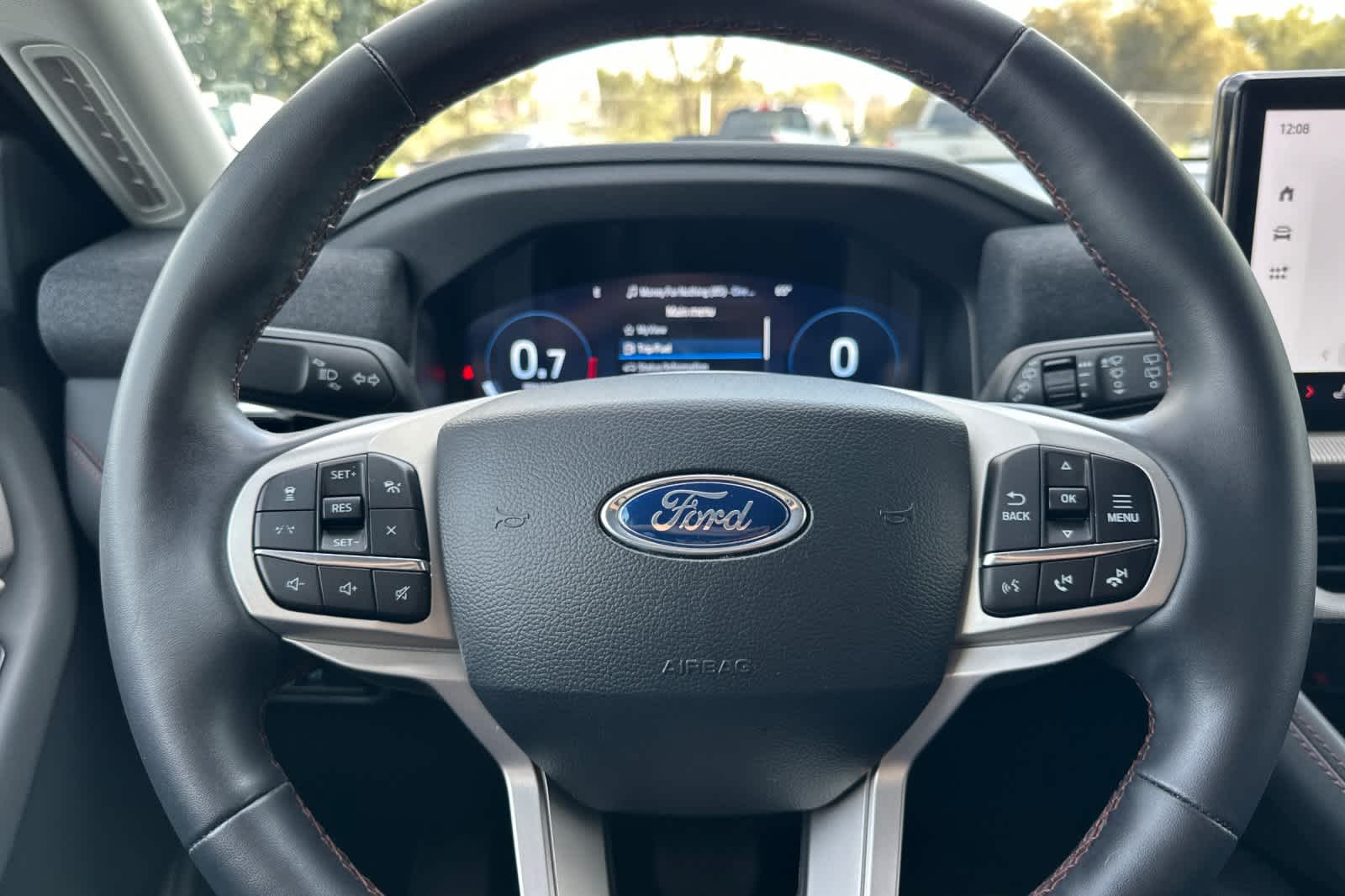 Thumbnail: 2025 Ford Explorer - 25