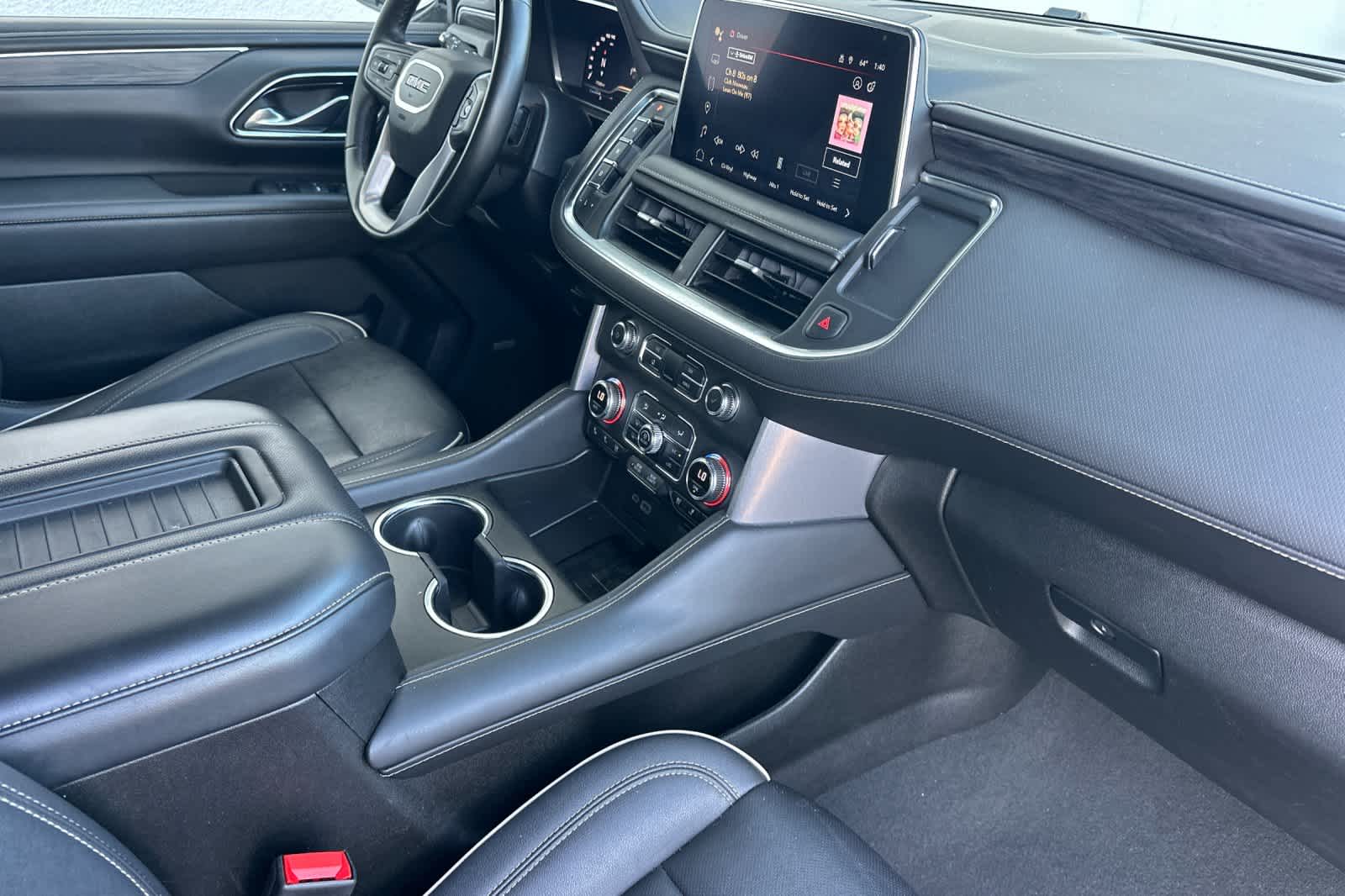 Thumbnail: 2023 GMC Yukon - 17