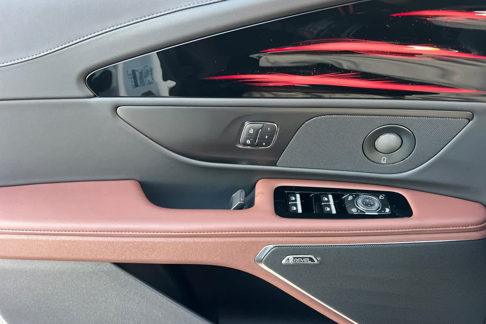 Thumbnail: 2026 Lincoln Nautilus - 13