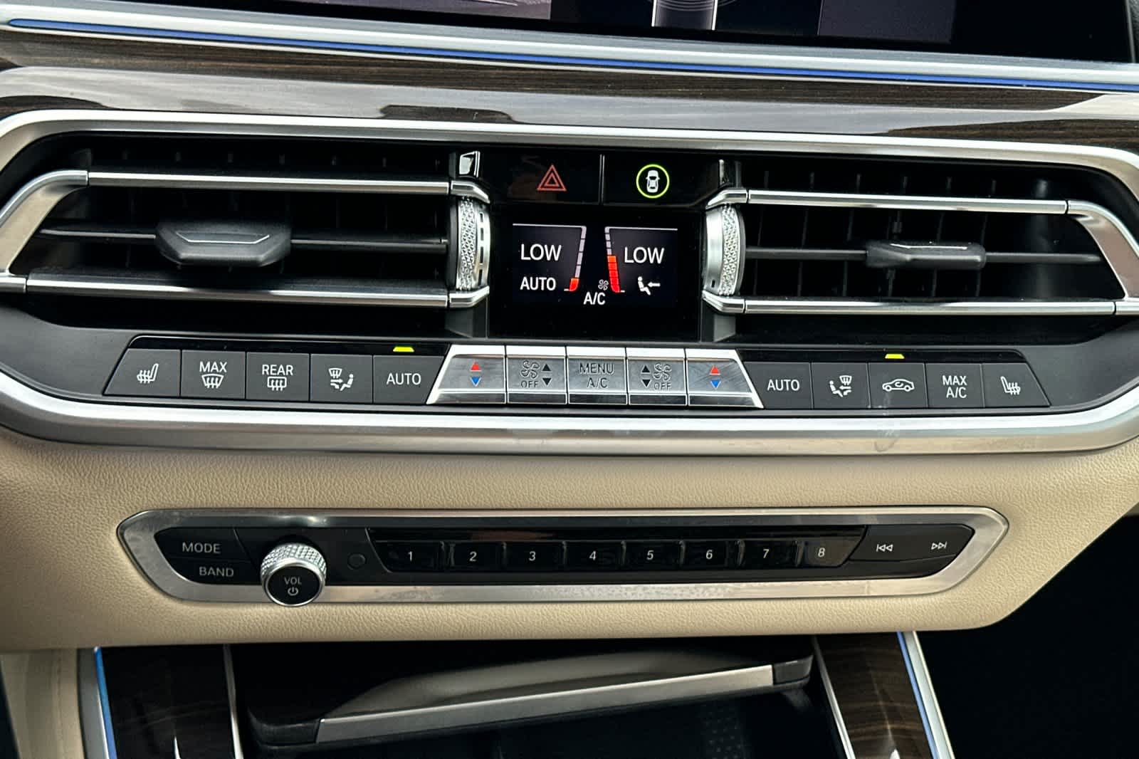 Thumbnail: 2021 BMW X5 - 21