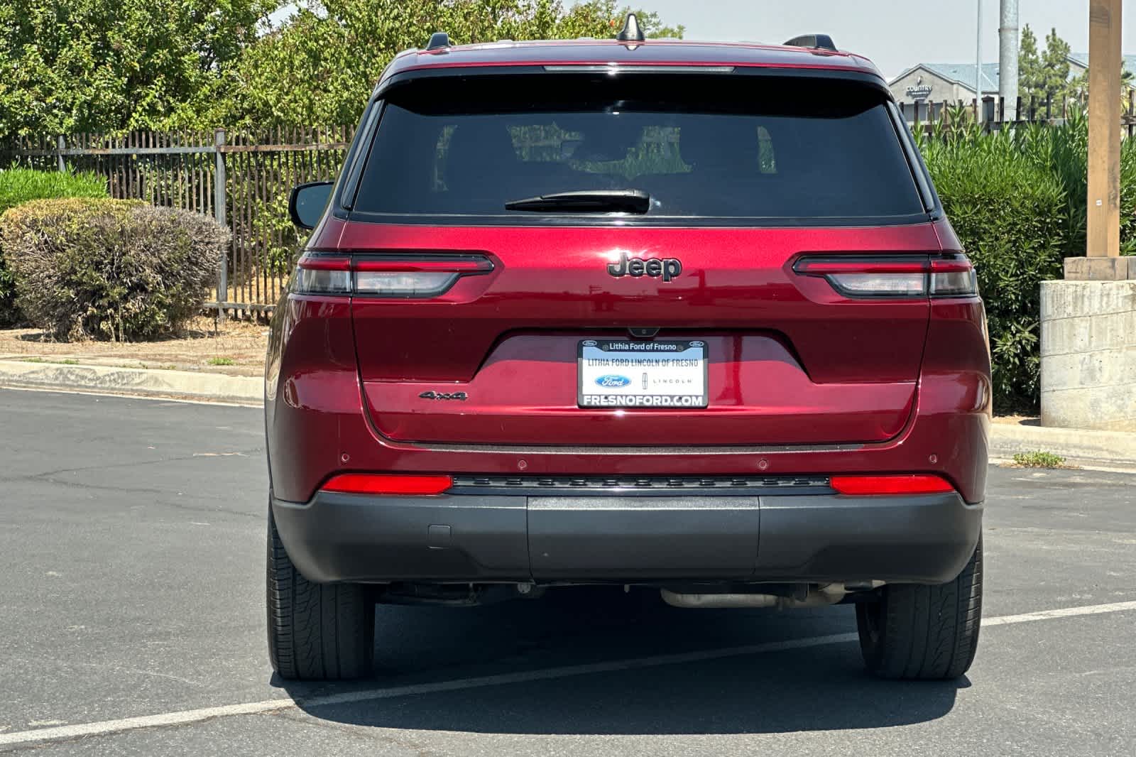Thumbnail: 2023 Jeep Grand Cherokee - 7