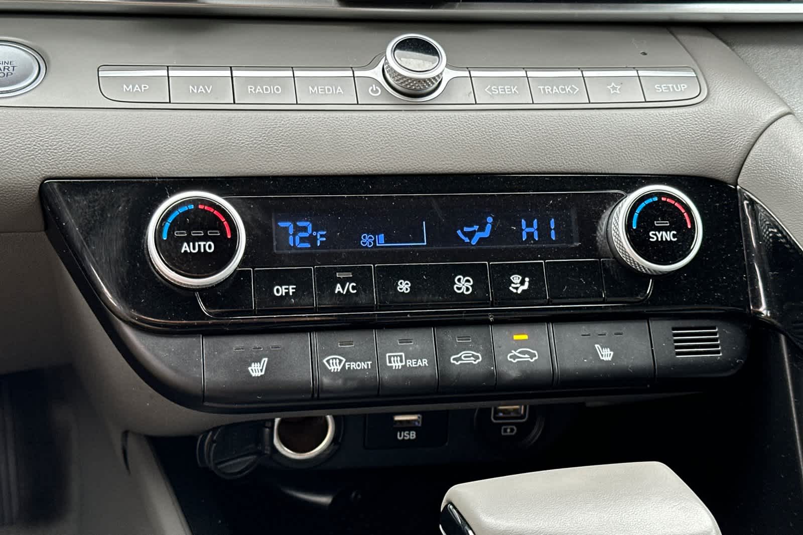 Thumbnail: 2023 Hyundai Elantra - 21