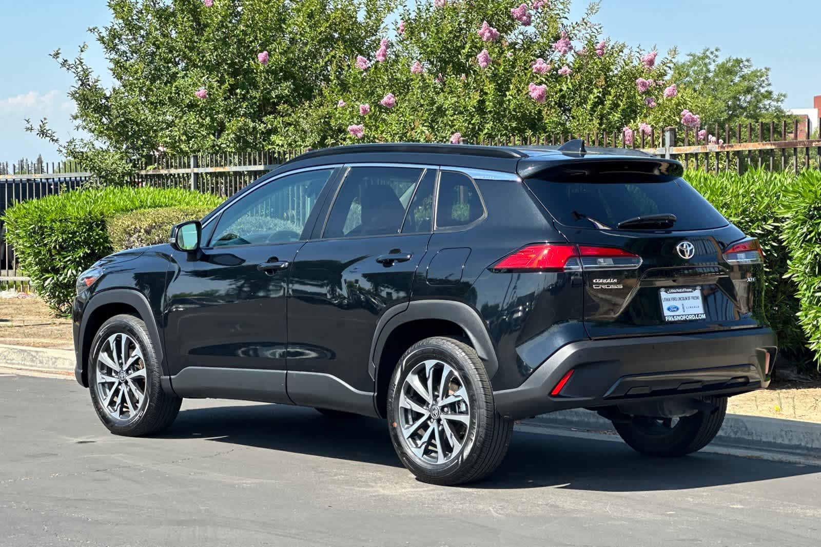 2024 Toyota Corolla Cross XLE 6