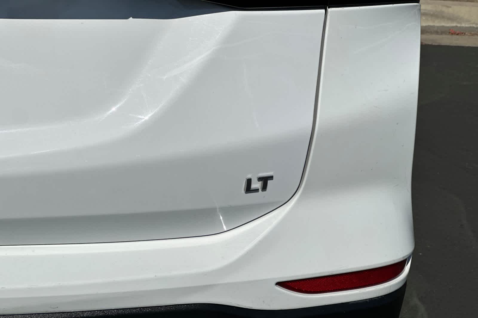 Thumbnail: 2022 Chevrolet Equinox - 28