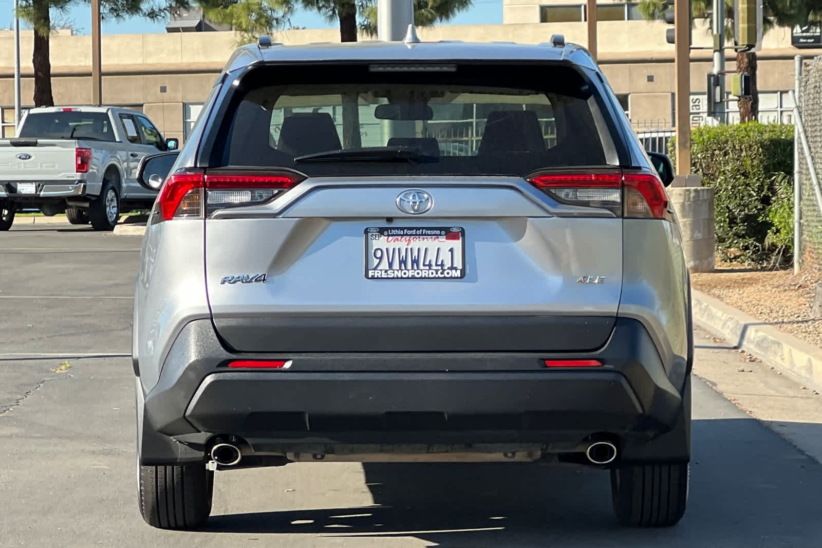 Thumbnail: 2020 Toyota RAV4 - 7