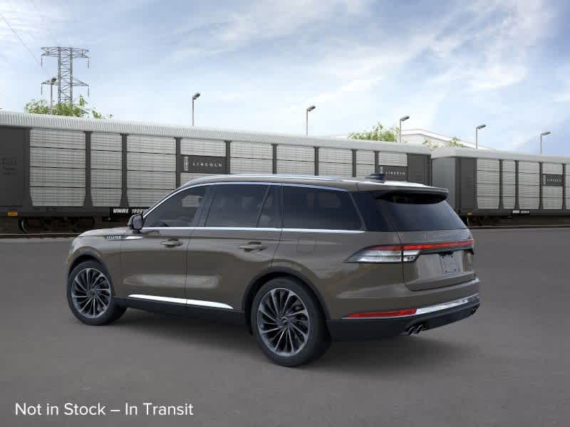 Thumbnail: 2026 Lincoln Aviator - 4