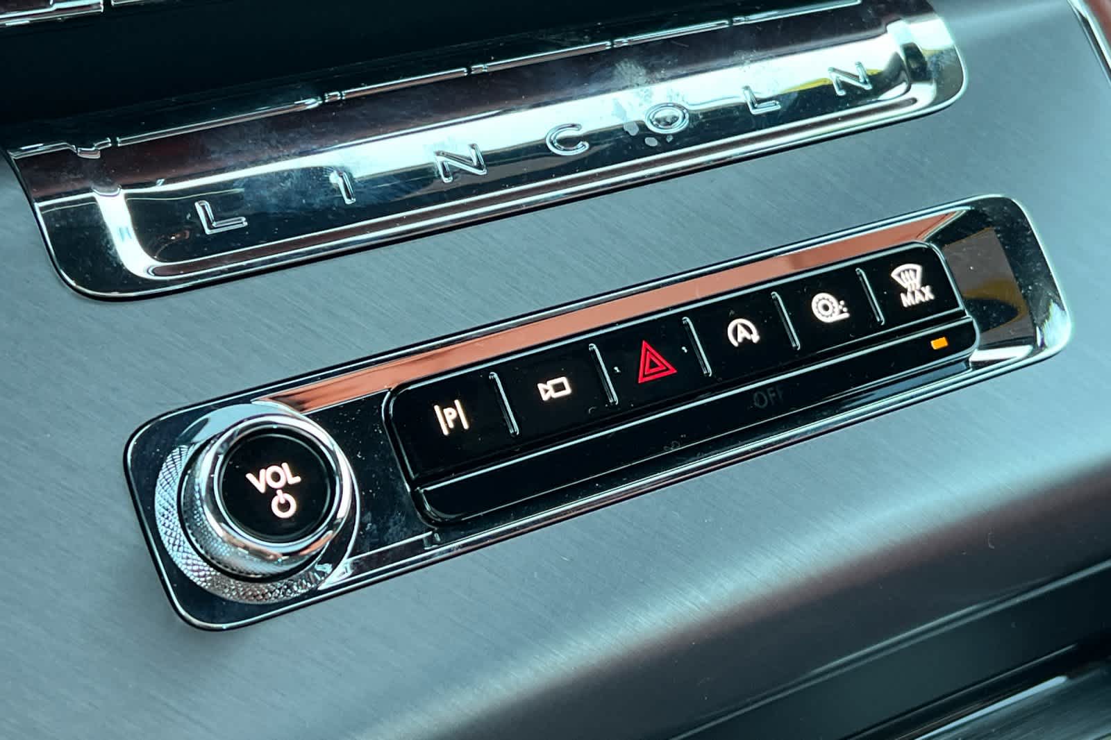 Thumbnail: 2026 Lincoln Aviator - 23