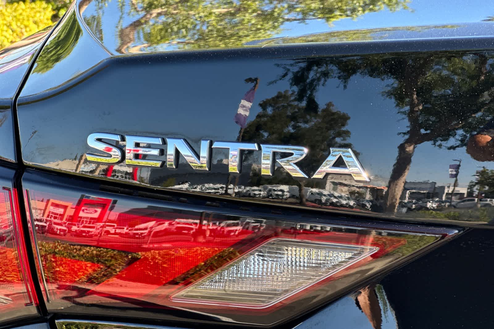 Thumbnail: 2025 Nissan Sentra - 25