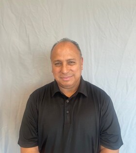 Staff member Mike Renner from ID_813fd694025d