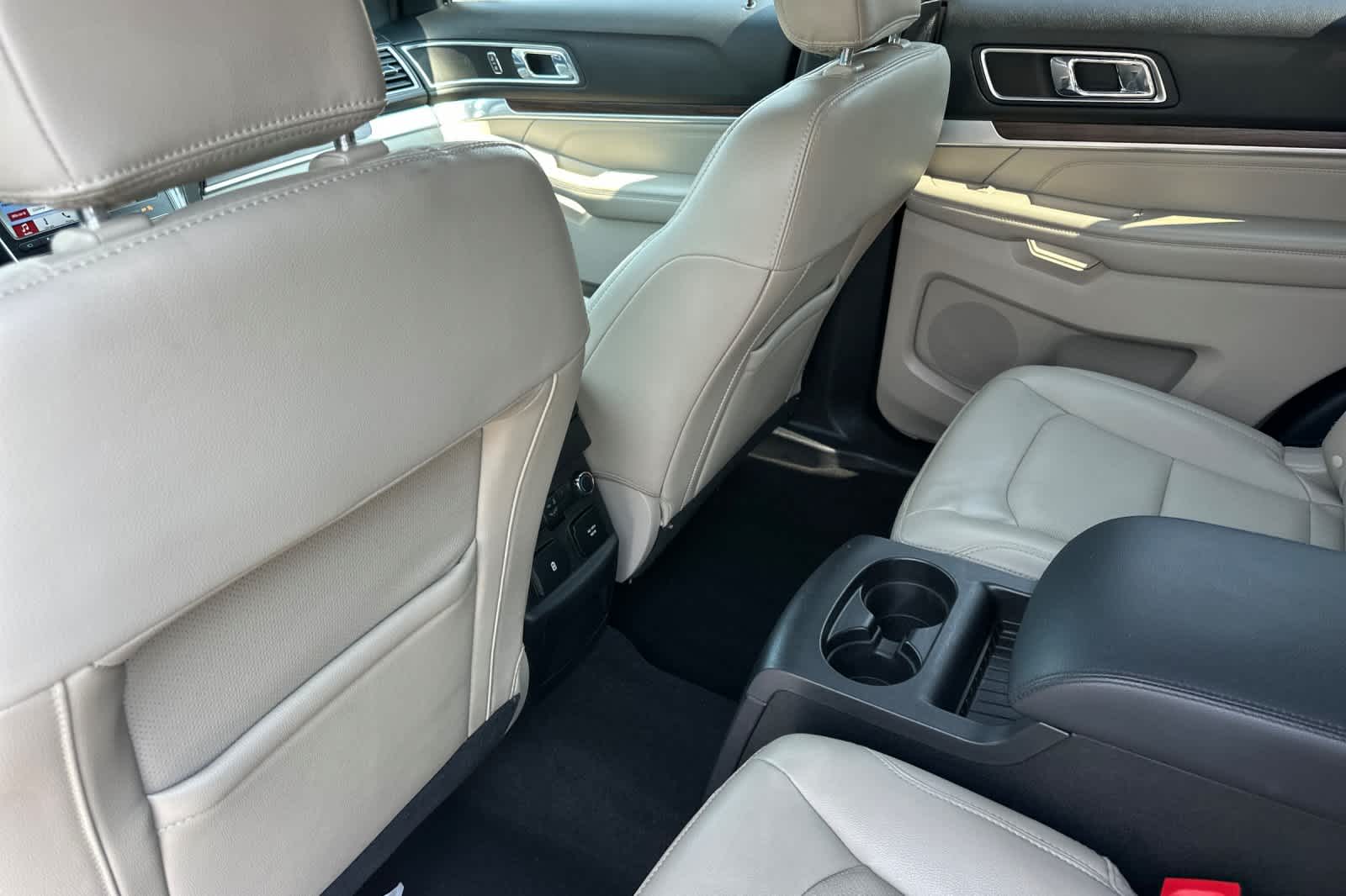 Thumbnail: 2018 Ford Explorer - 4