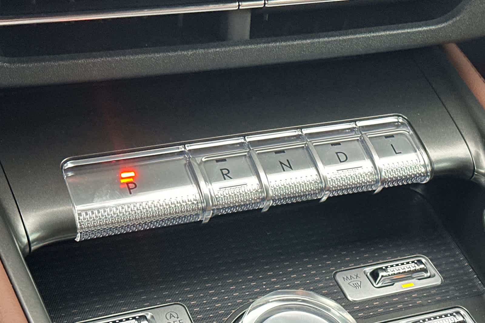 Thumbnail: 2026 Lincoln Nautilus - 22