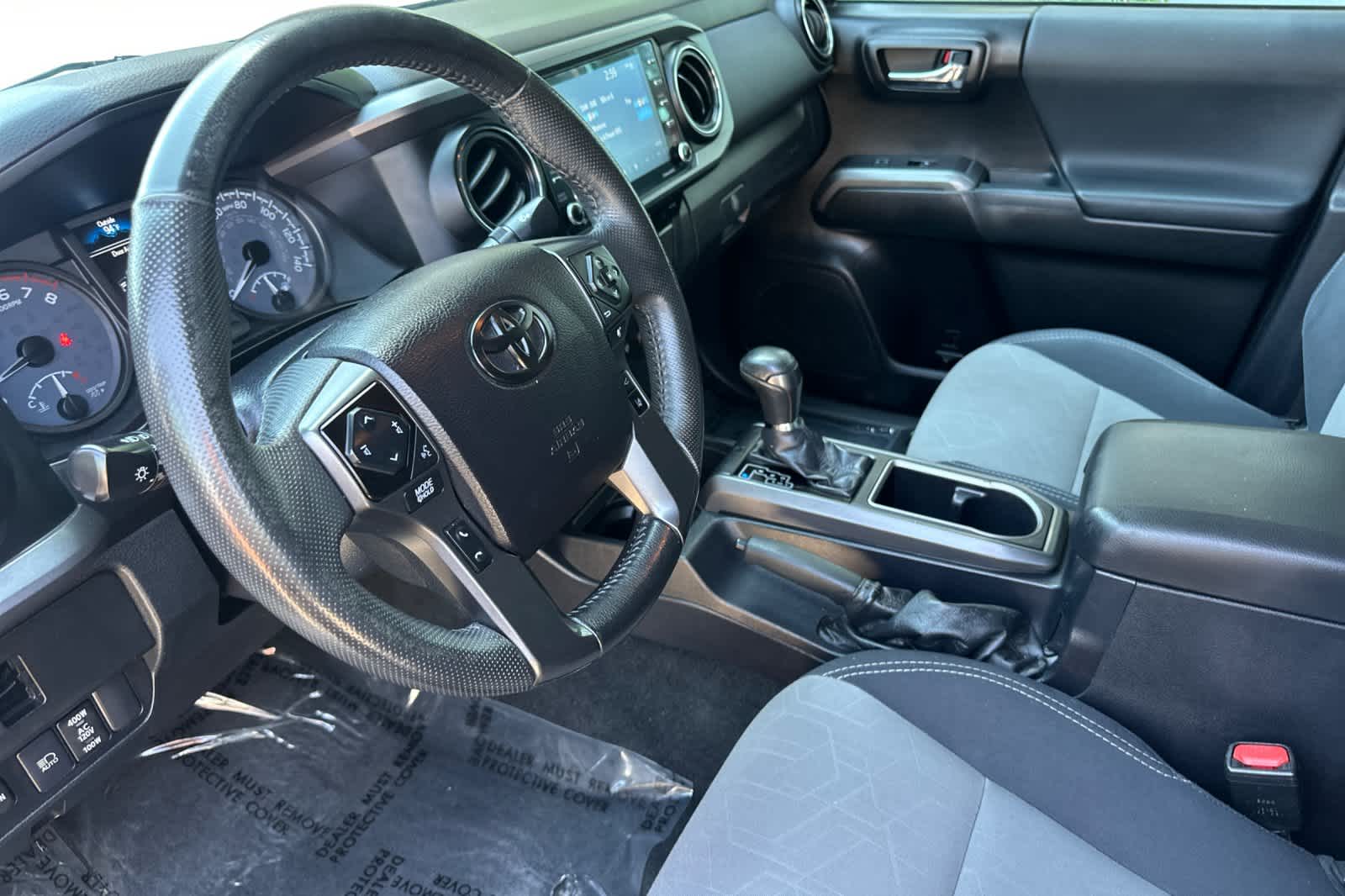 Thumbnail: 2021 Toyota Tacoma - 11
