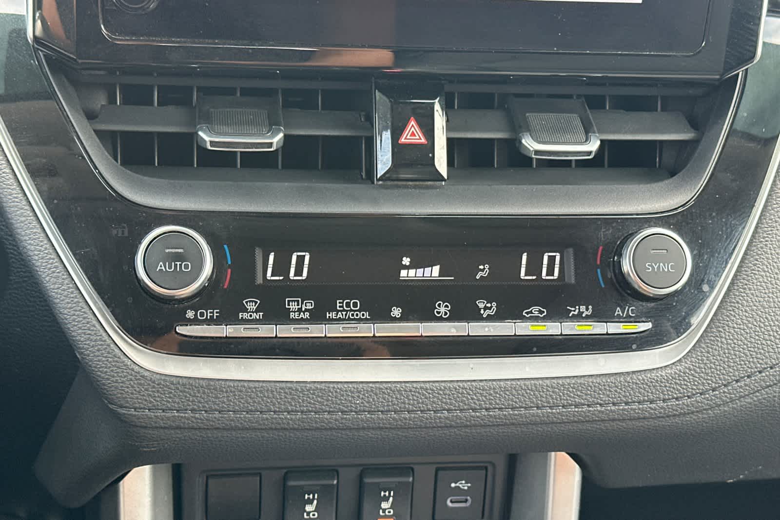 Thumbnail: 2023 Toyota Corolla Cross - 20