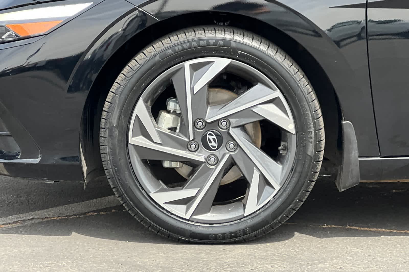 Thumbnail: 2024 Hyundai Elantra - 27