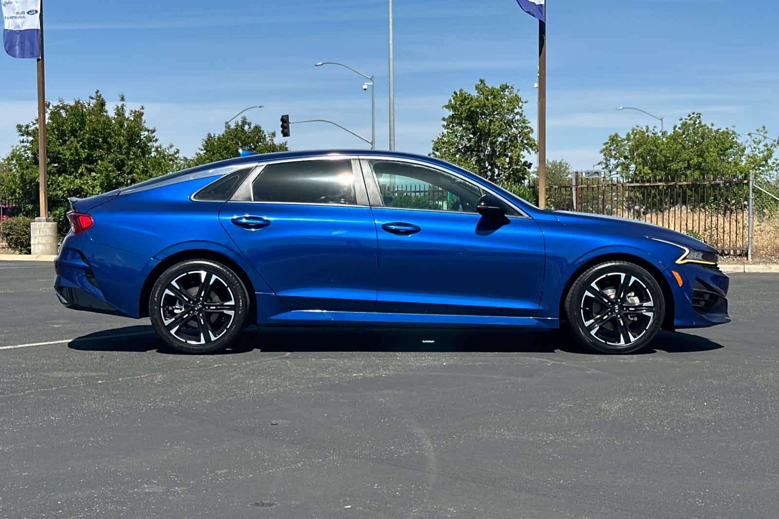 Thumbnail: 2021 Kia K5 - 9