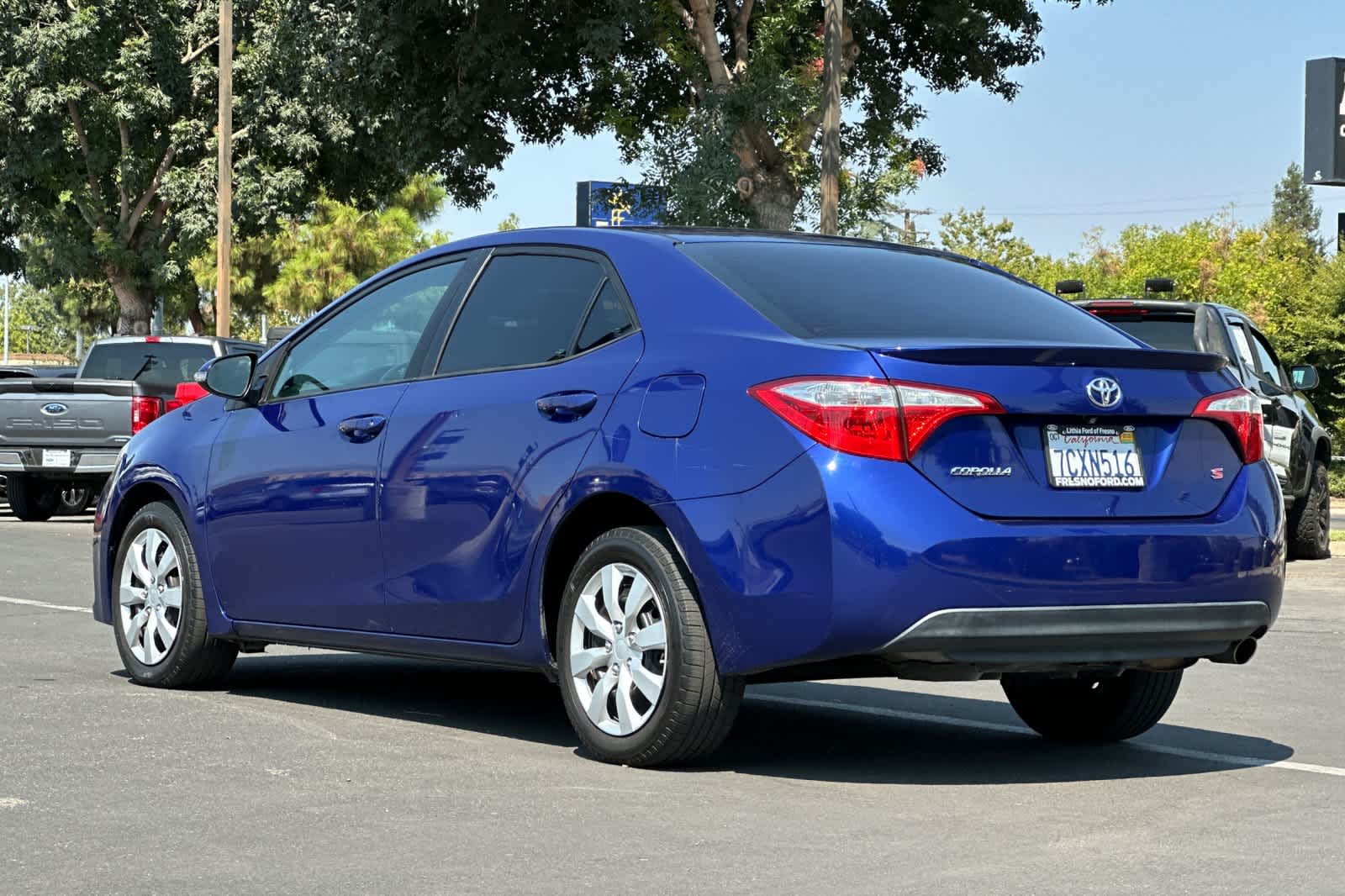 Thumbnail: 2015 Toyota Corolla - 6