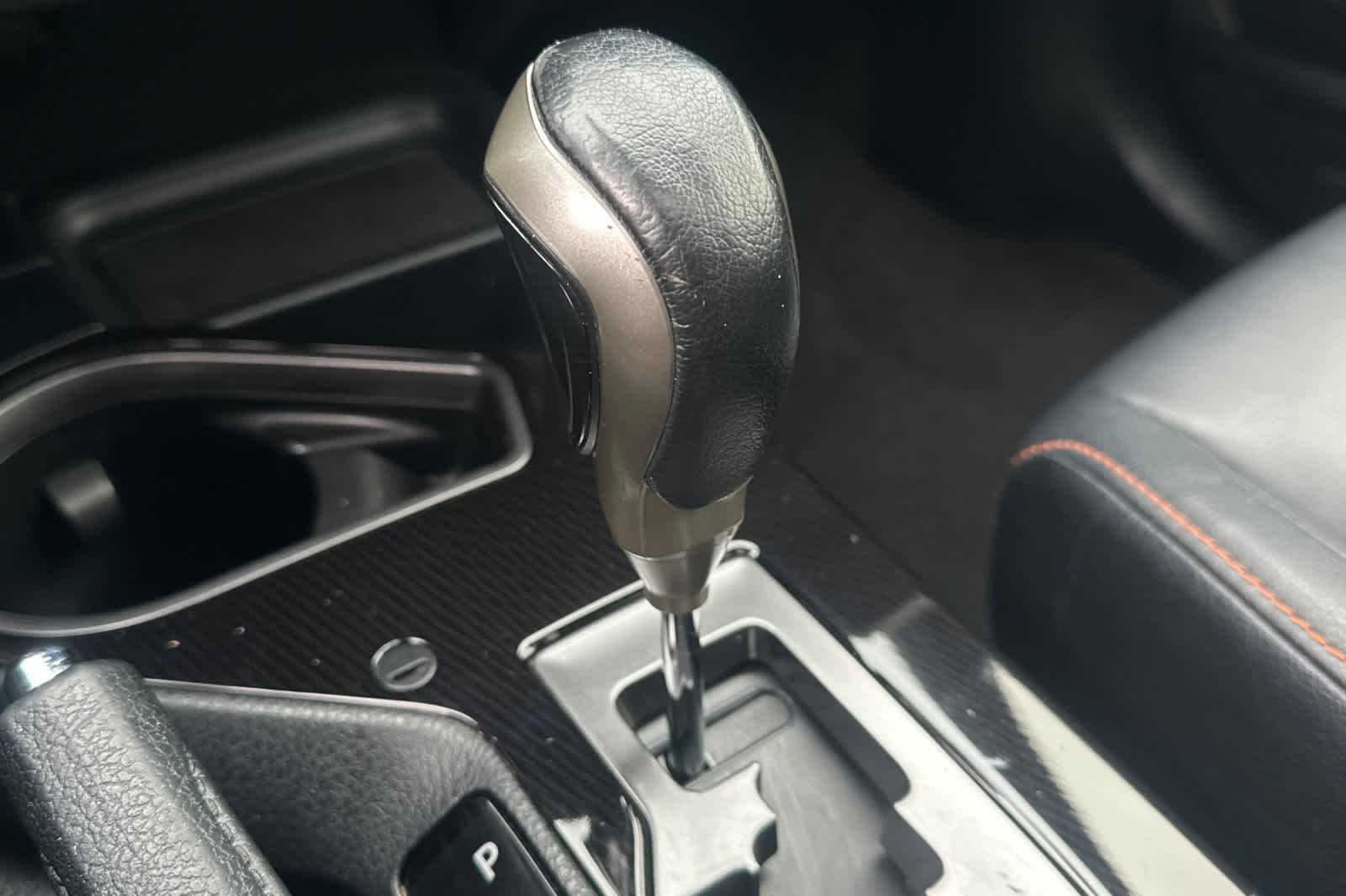 Thumbnail: 2017 Toyota RAV4 - 23