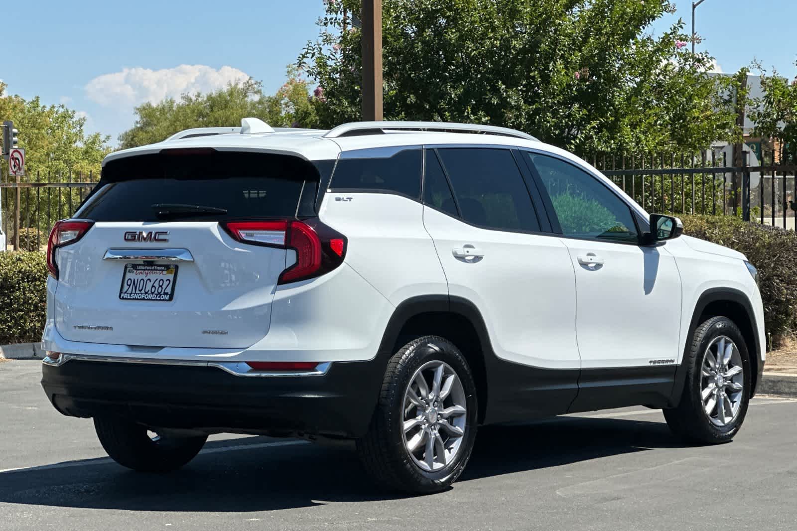 Thumbnail: 2022 GMC Terrain - 2