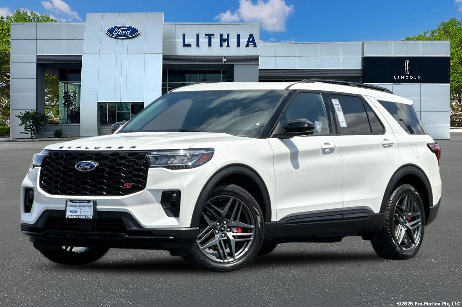 2025 Ford Explorer ST 4WD (PL535)'s photo