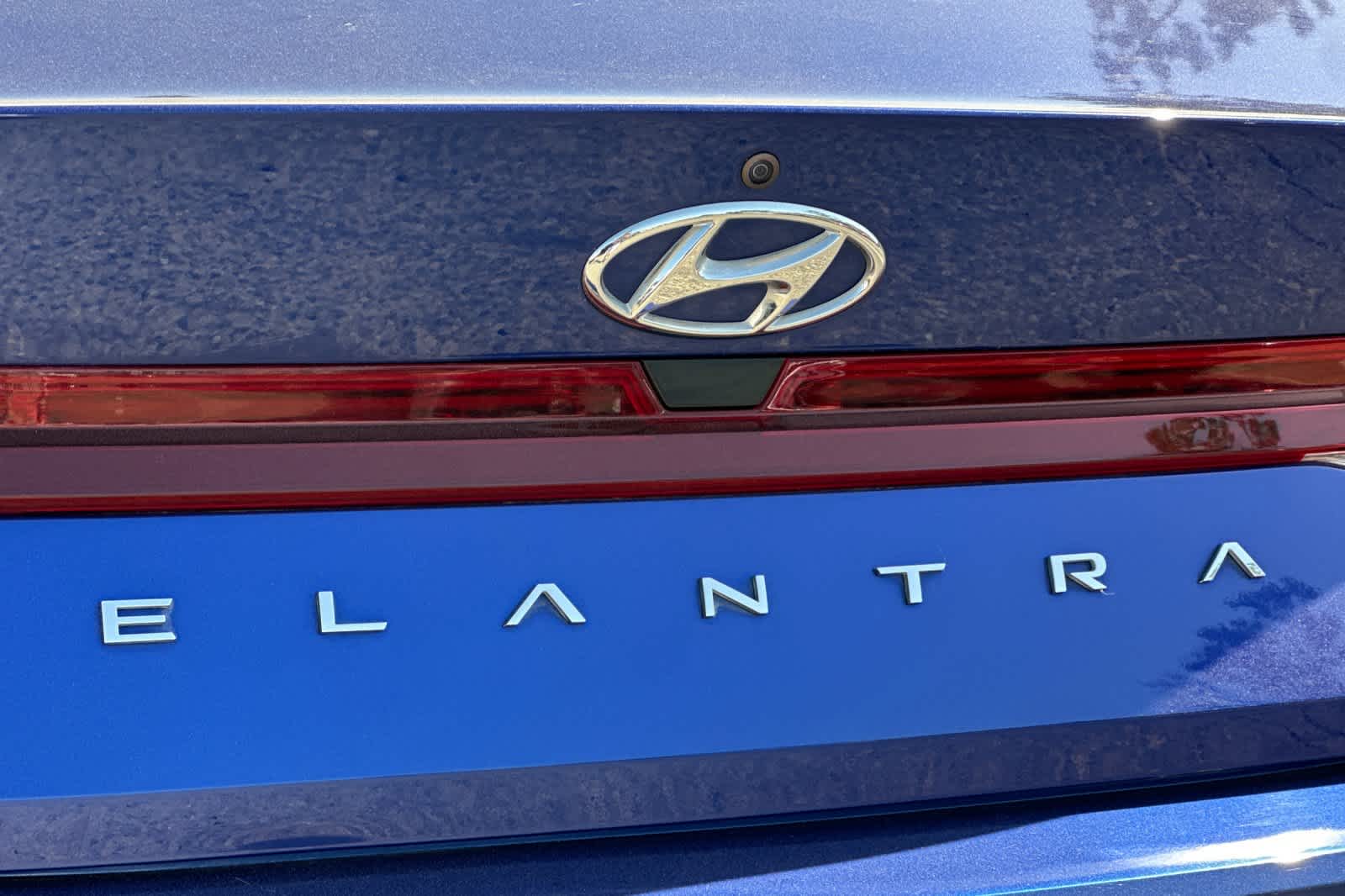 Thumbnail: 2022 Hyundai Elantra - 24