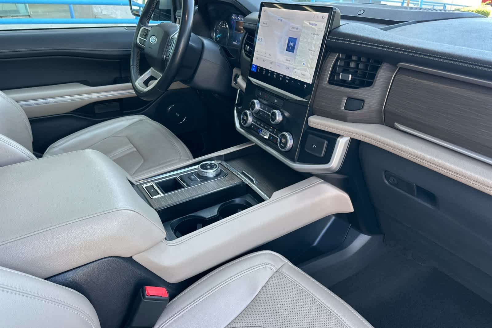 Thumbnail: 2024 Ford Expedition MAX - 18