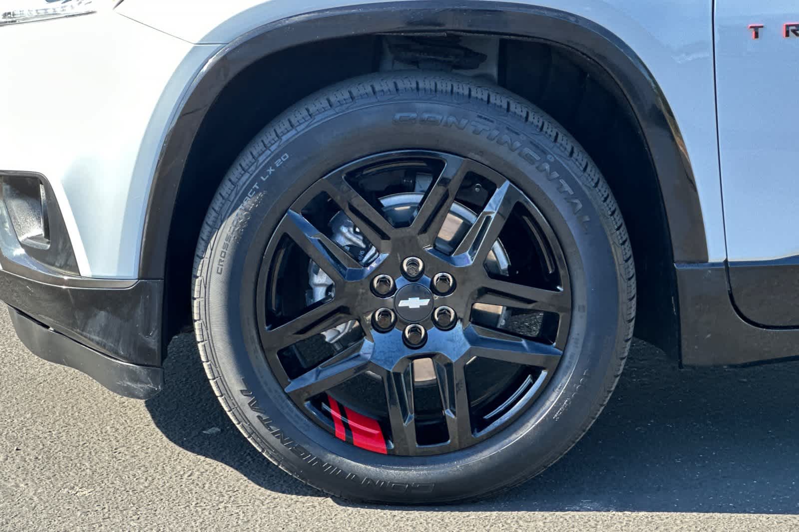 Thumbnail: 2021 Chevrolet Traverse - 25