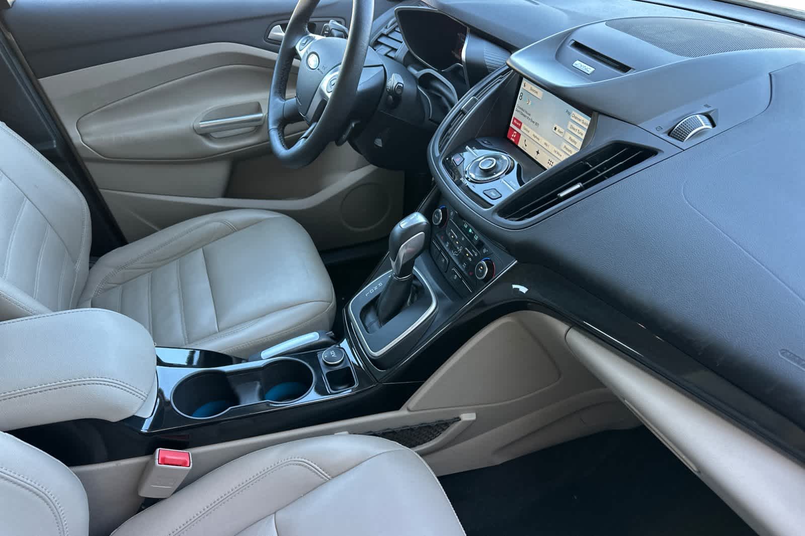 Thumbnail: 2017 Ford C-Max - 15