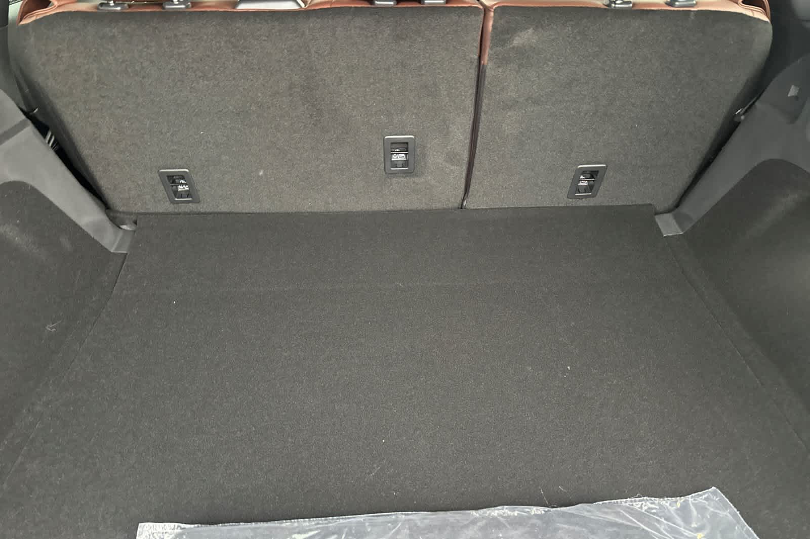 Thumbnail: 2026 Lincoln Nautilus - 16