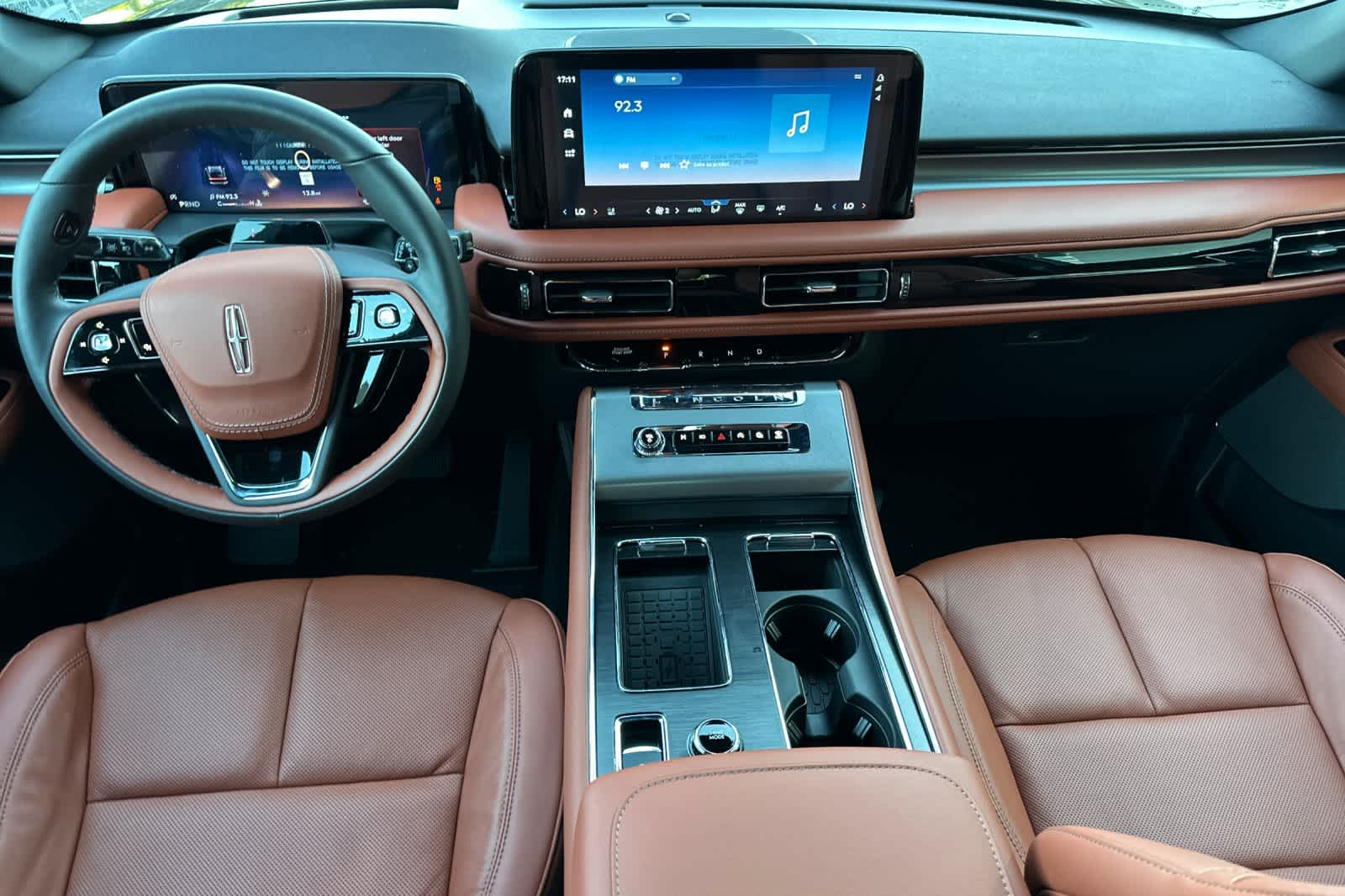 Thumbnail: 2025 Lincoln Aviator - 3