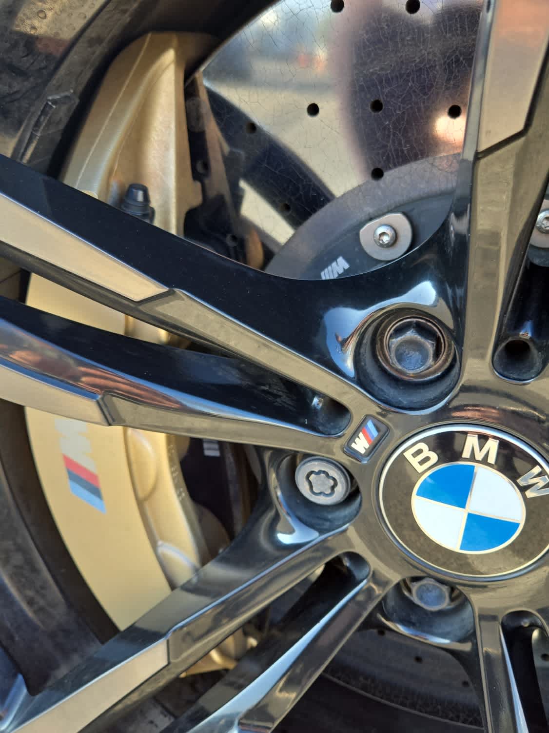 Thumbnail: 2015 BMW M4 - 17