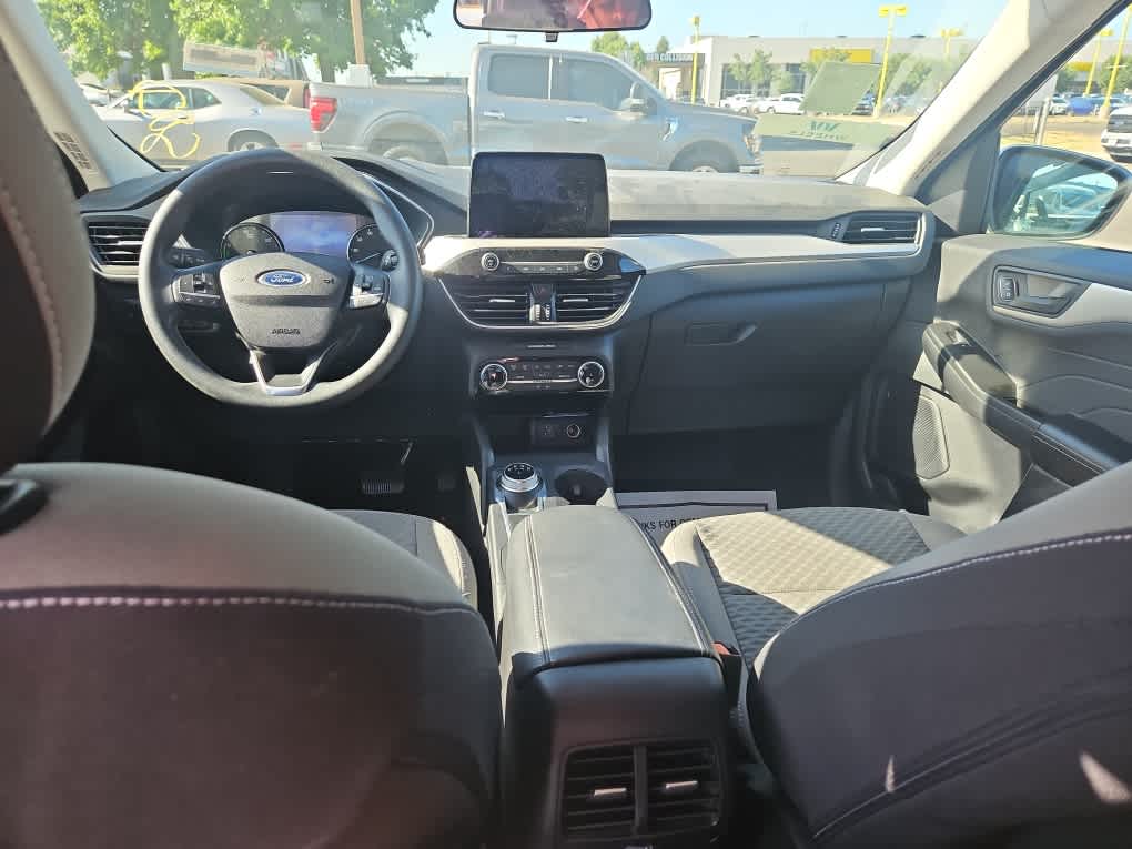 Thumbnail: 2022 Ford Escape - 8