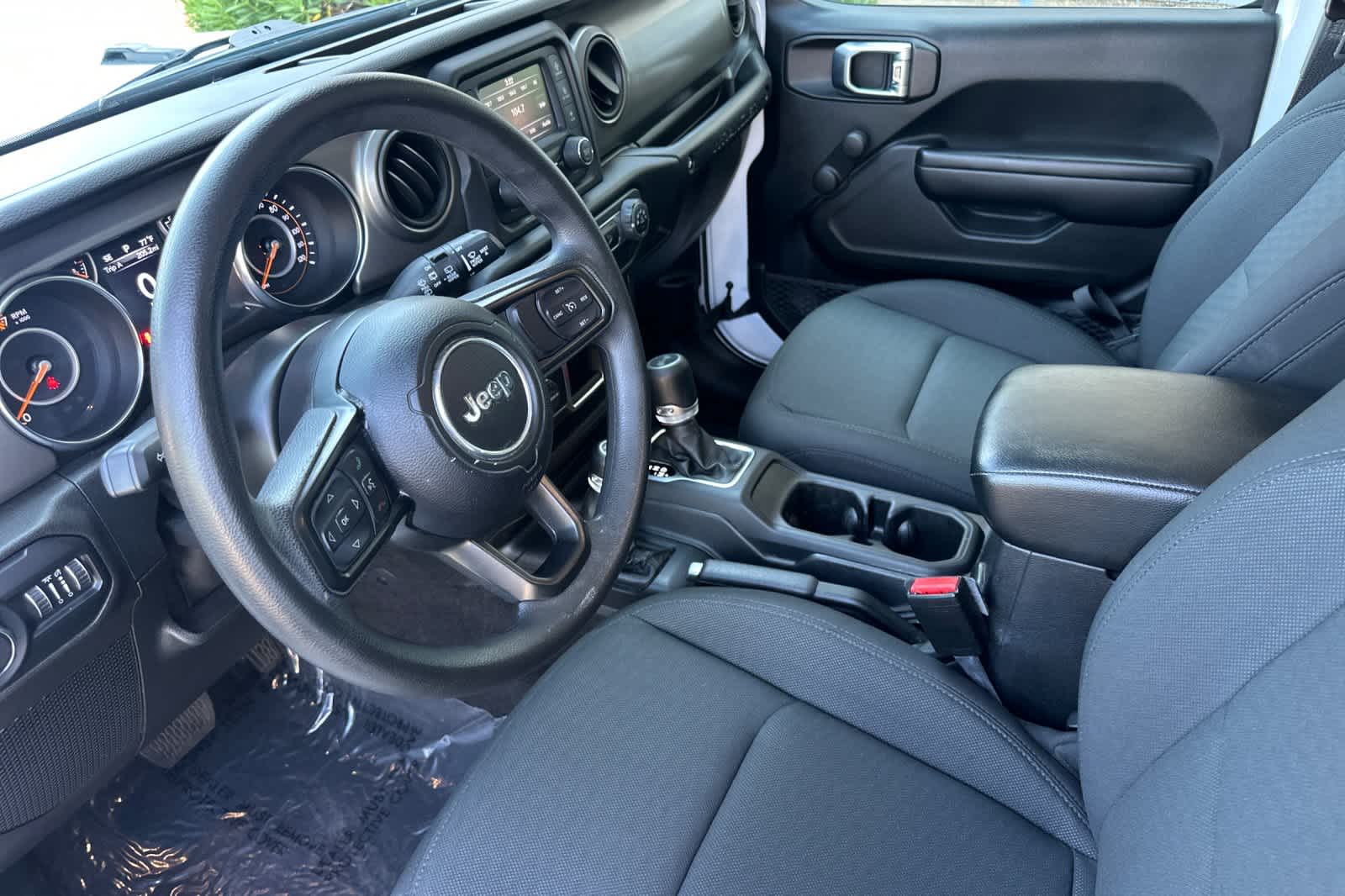 Thumbnail: 2021 Jeep Wrangler - 11