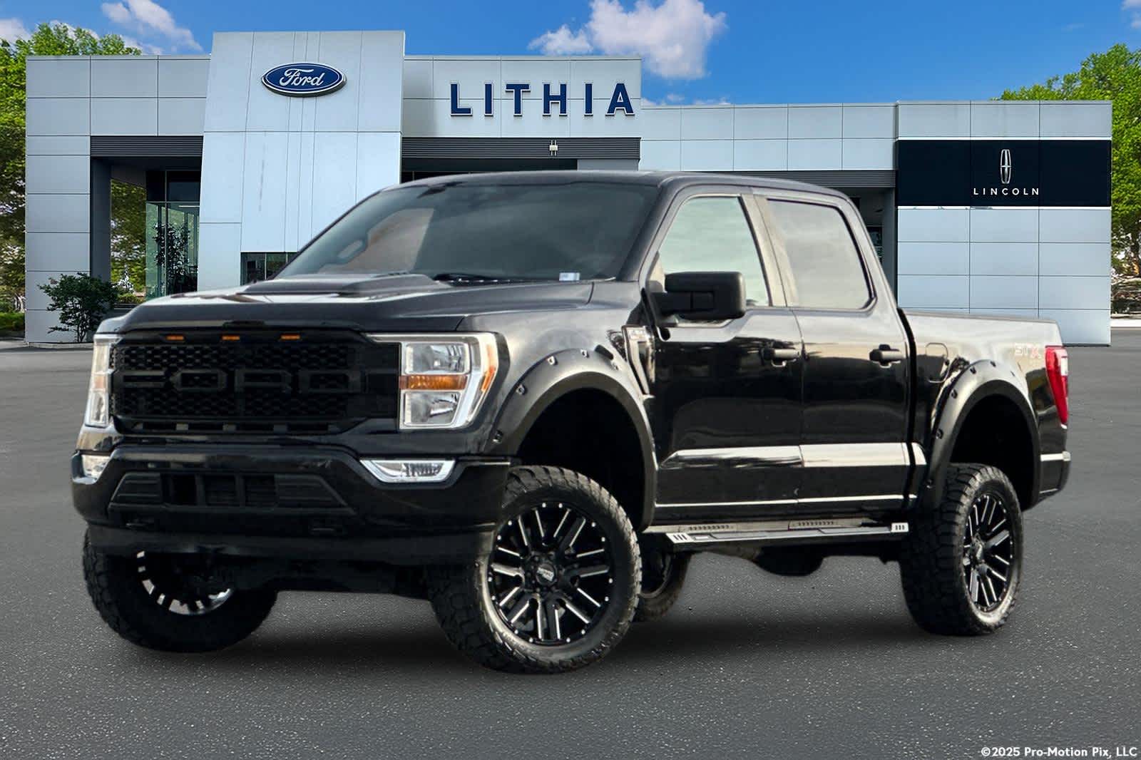 2021 Ford F-150 XL's photo