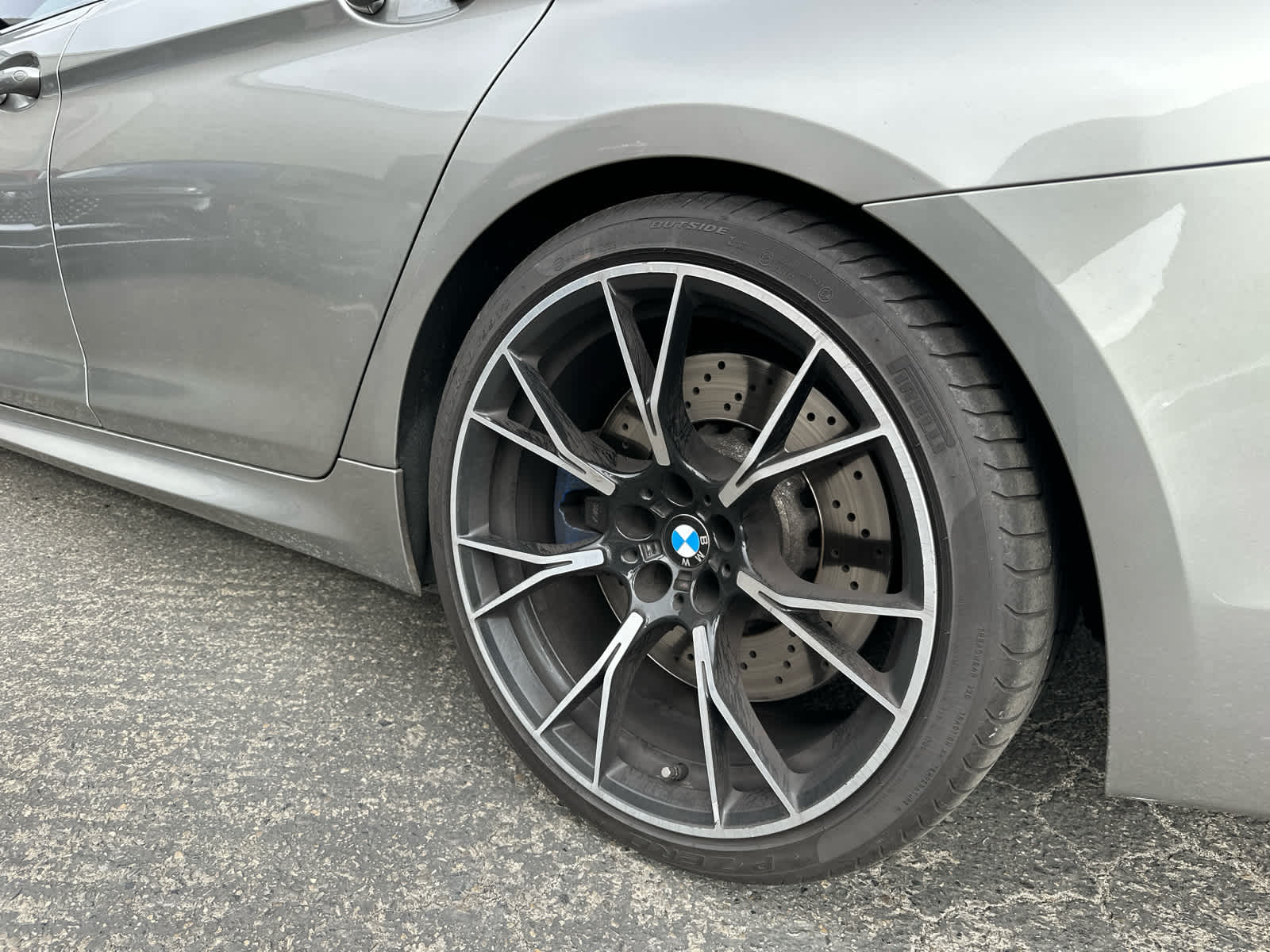 Thumbnail: 2019 BMW M5 - 22