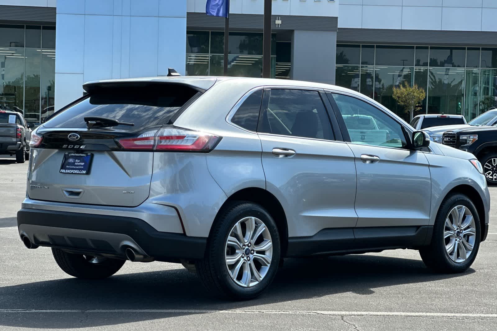 Thumbnail: 2022 Ford Edge - 2